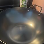 Amazon Basics Carbon Steel Pre-Seasoned Wok, All Cooktop Friendly, 12.6 in. customer photo 1