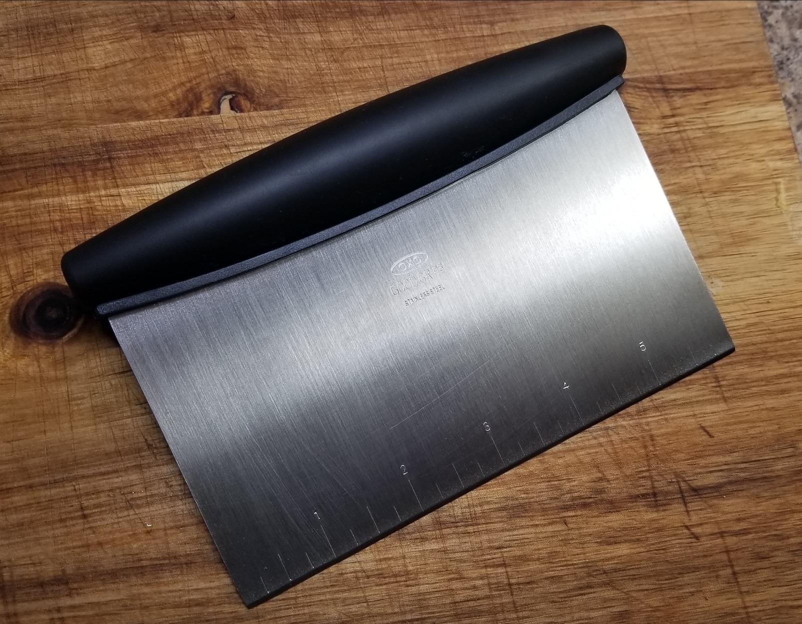 OXO Good Grips Stainless Steel Multi-Purpose Scraper & Chopper, Dough Cutter for Pizza, Bread and Cookie Dough, Multi-Purpose Vegetable Chopper, Dishwasher-Safe Kitchen Essential customer photo 2
