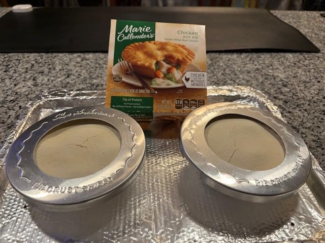 Mrs. Anderson's Baking Pie Crust Protector Shield, Fits 9.5-Inch And 10-Inch Pie Plates, Prevents Over-Browning And Spills customer photo 1