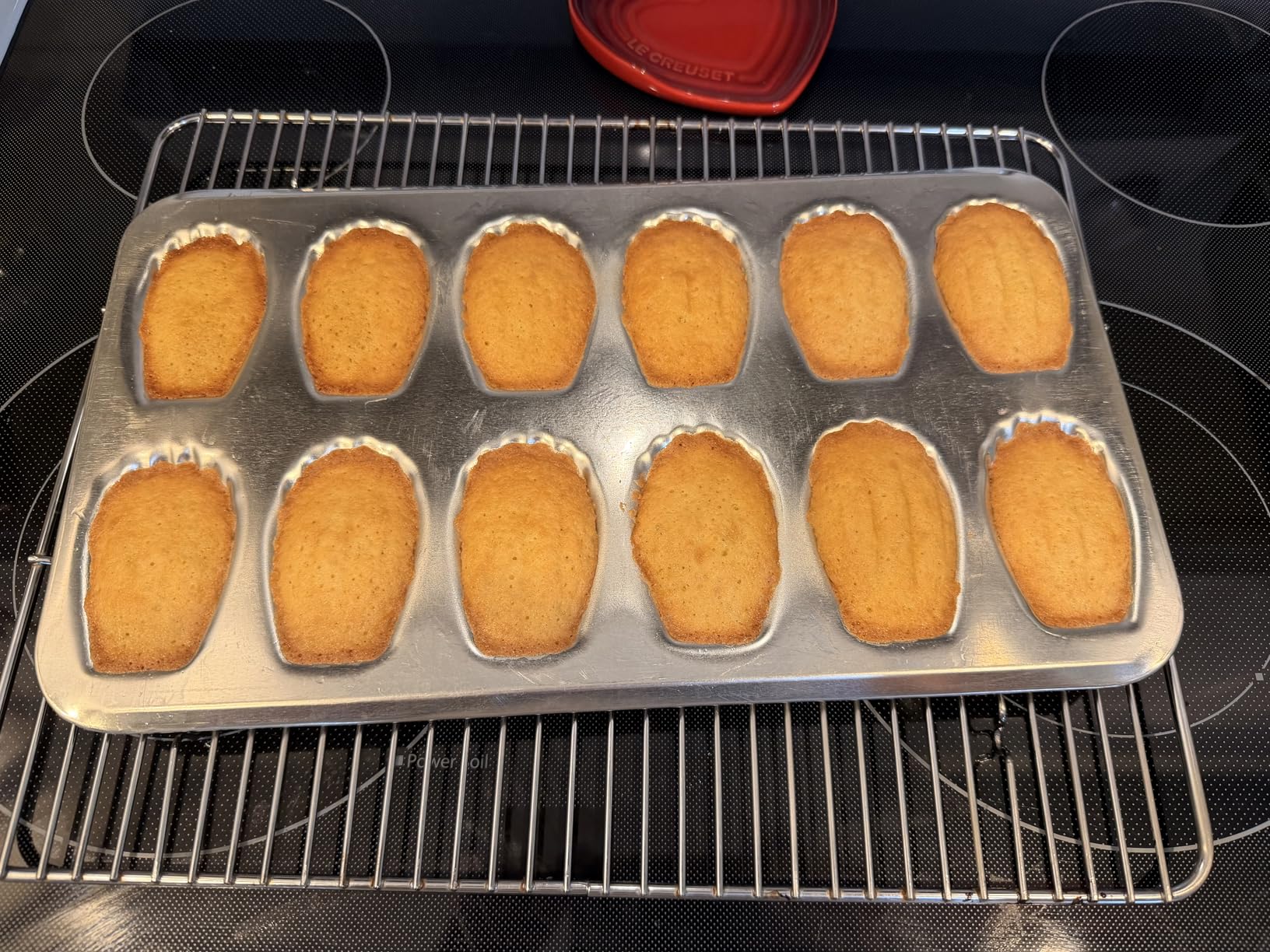 Gobel 12-Compartment Non-Stick Madeleine Pan - 9 1/16