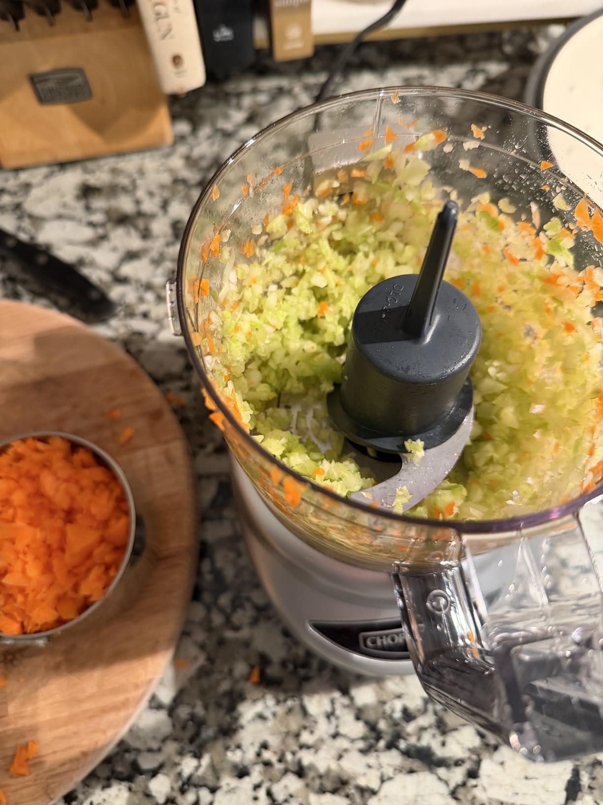 Cuisinart Mini-Prep Plus Food Processor, 24-Ounce Mini Food Processor to Chop Herbs, Vegetables, and Hard Cheese, 24-Ounce Work Bowl, Reversible Stainless Steel Blade, DLC-2A, White customer photo 2