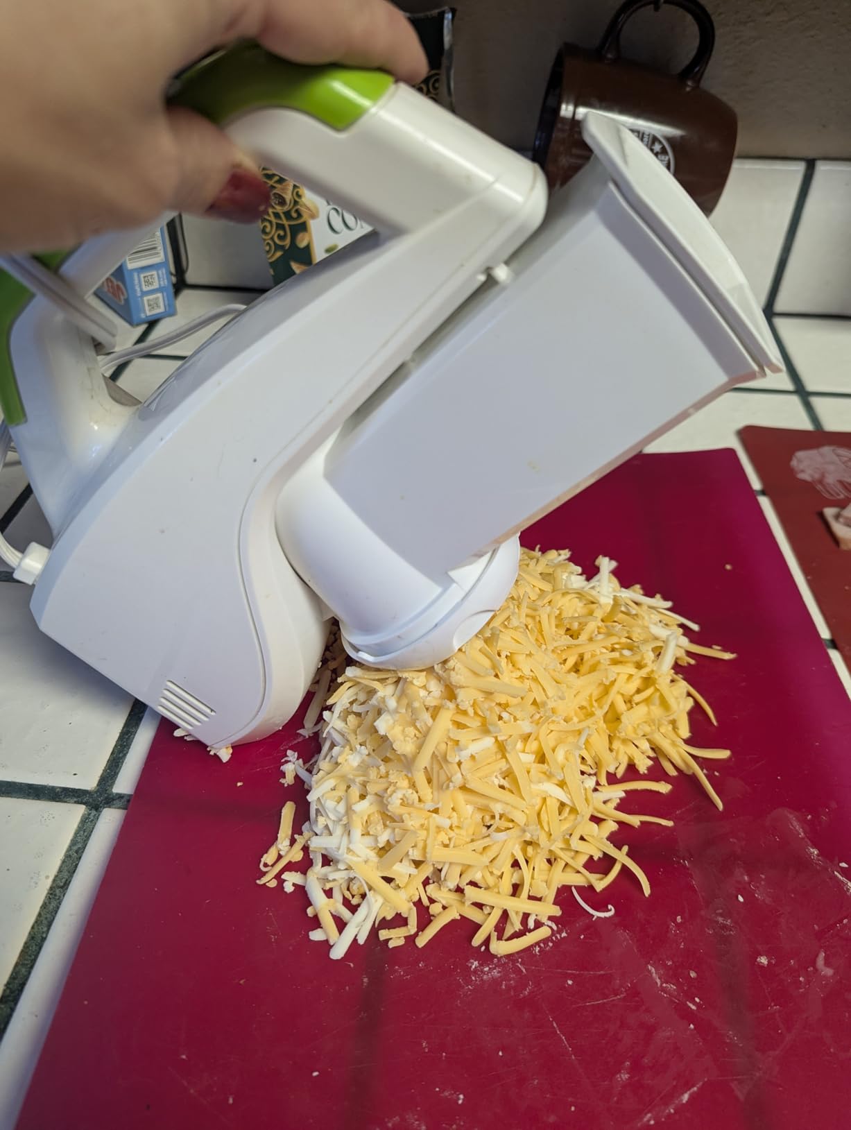 Presto Salad Shooter Electric Slicer/Shredder, White customer photo 1