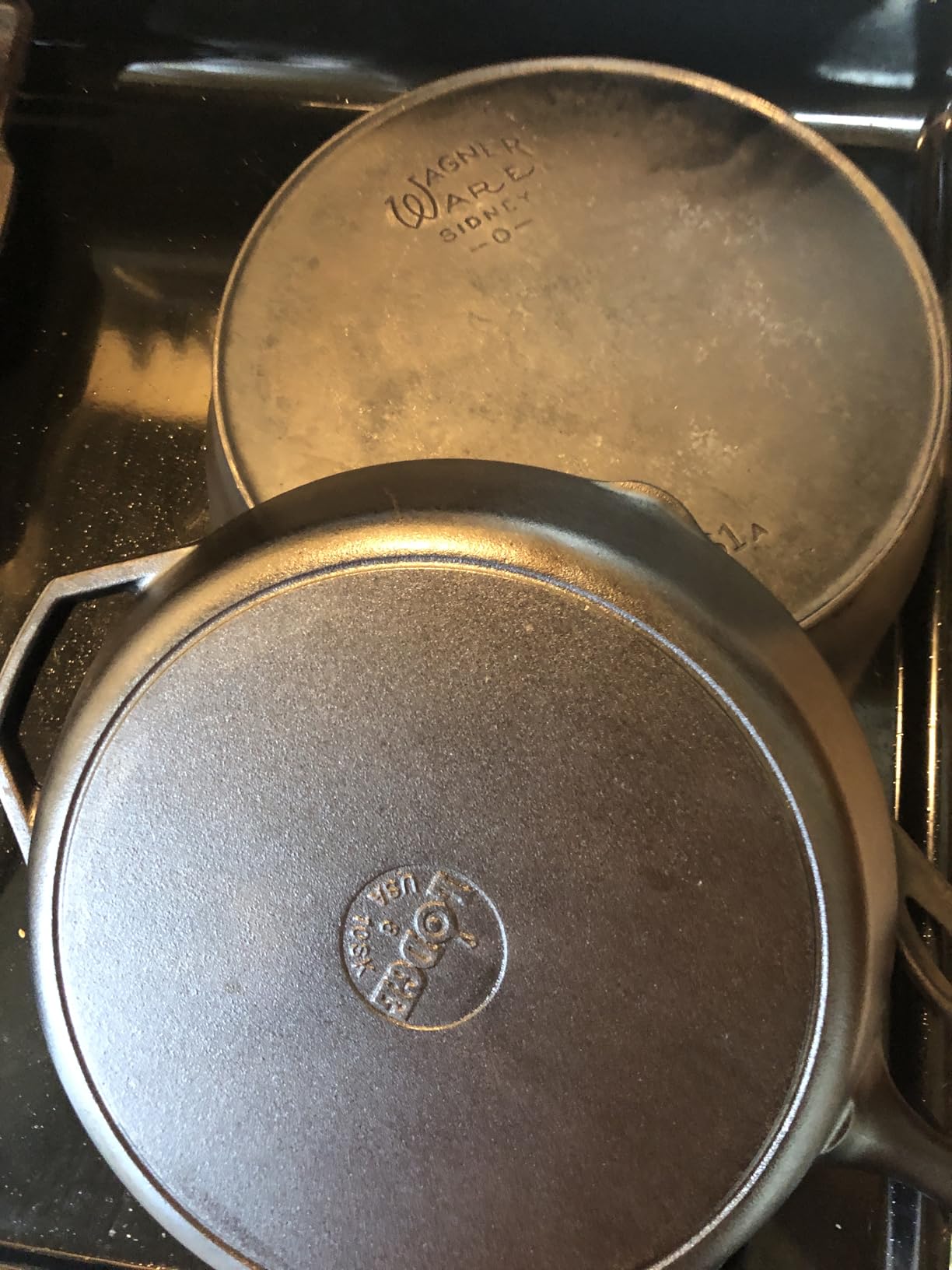 Lodge Seasoned Cast Iron Skillet - PFAS-Free, Non-Toxic Cookware - Use with an Oven, Stove, Grill, or Campfire - Naturally Non-Stick & Oven Safe - 12 Inches customer photo 2