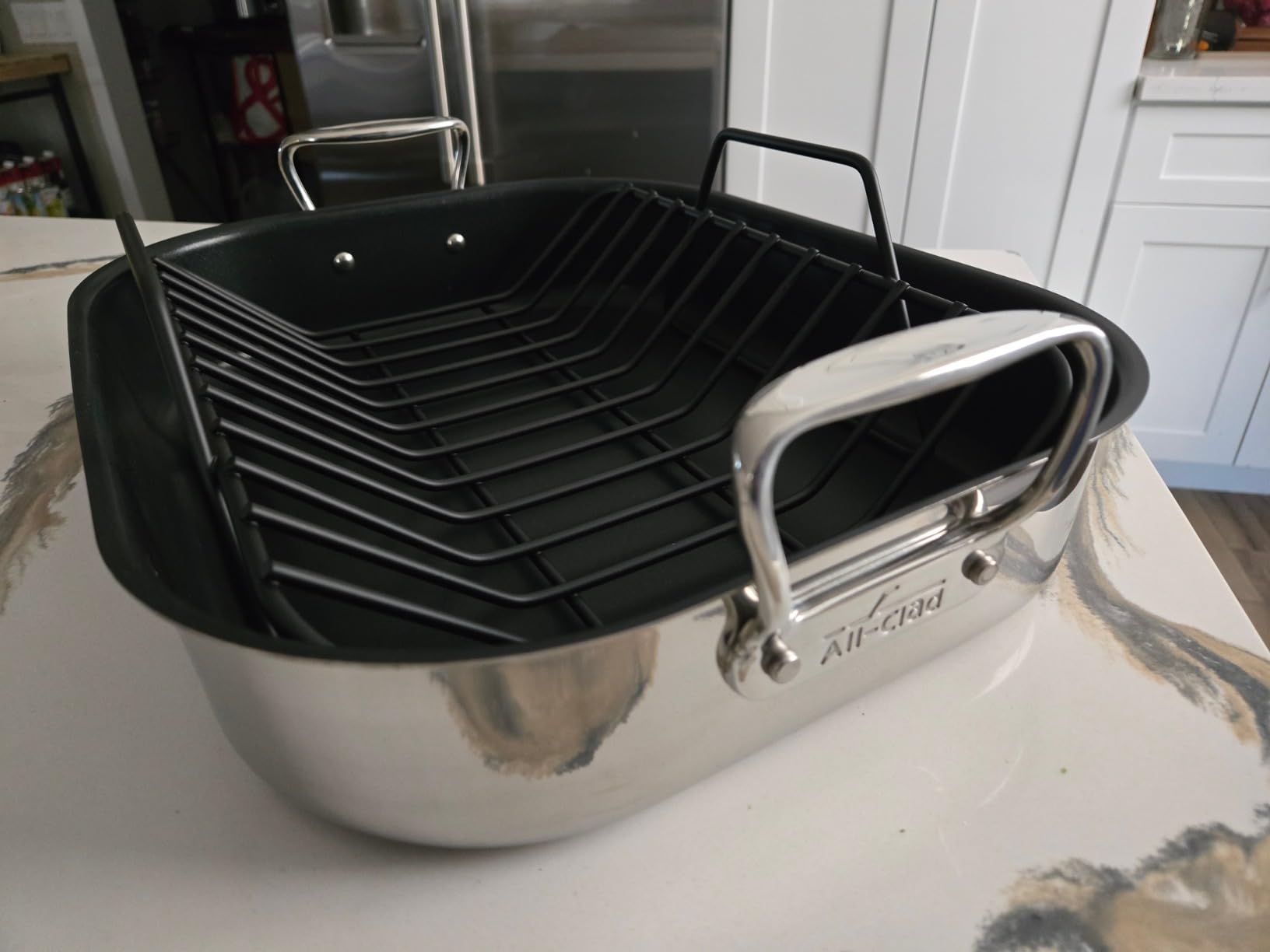All-Clad Specialty Stainless Steel Roaster and Nonstick Rack 16x13x5 Inch Oven Broiler Safe 600F Roaster Pan customer photo 1