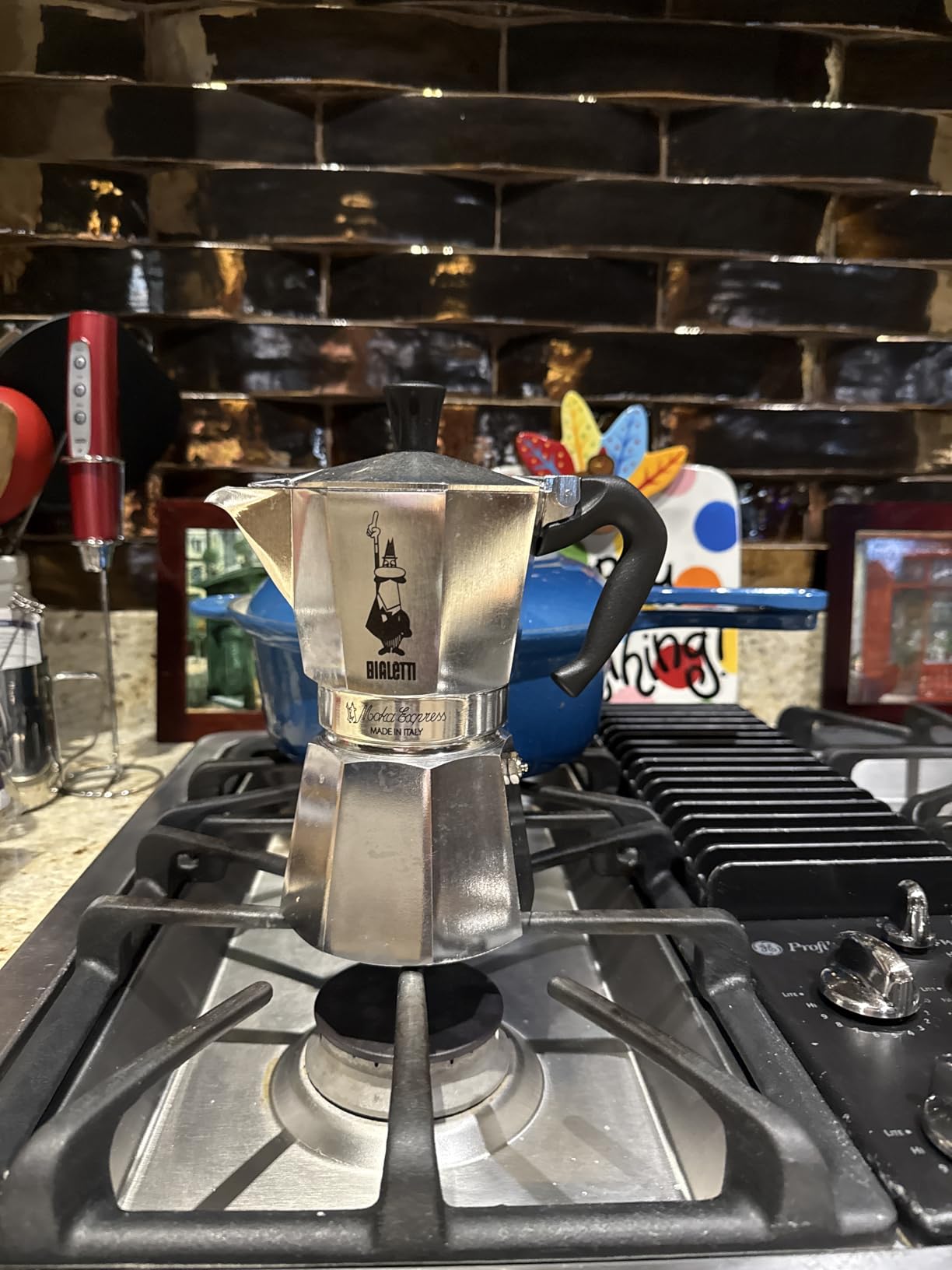 Bialetti - Moka Express: Iconic Stovetop Espresso Maker, Makes Real Italian Coffee, Moka Pot 1 Cup (2 Oz - 60 Ml), Aluminium, Silver customer photo 2