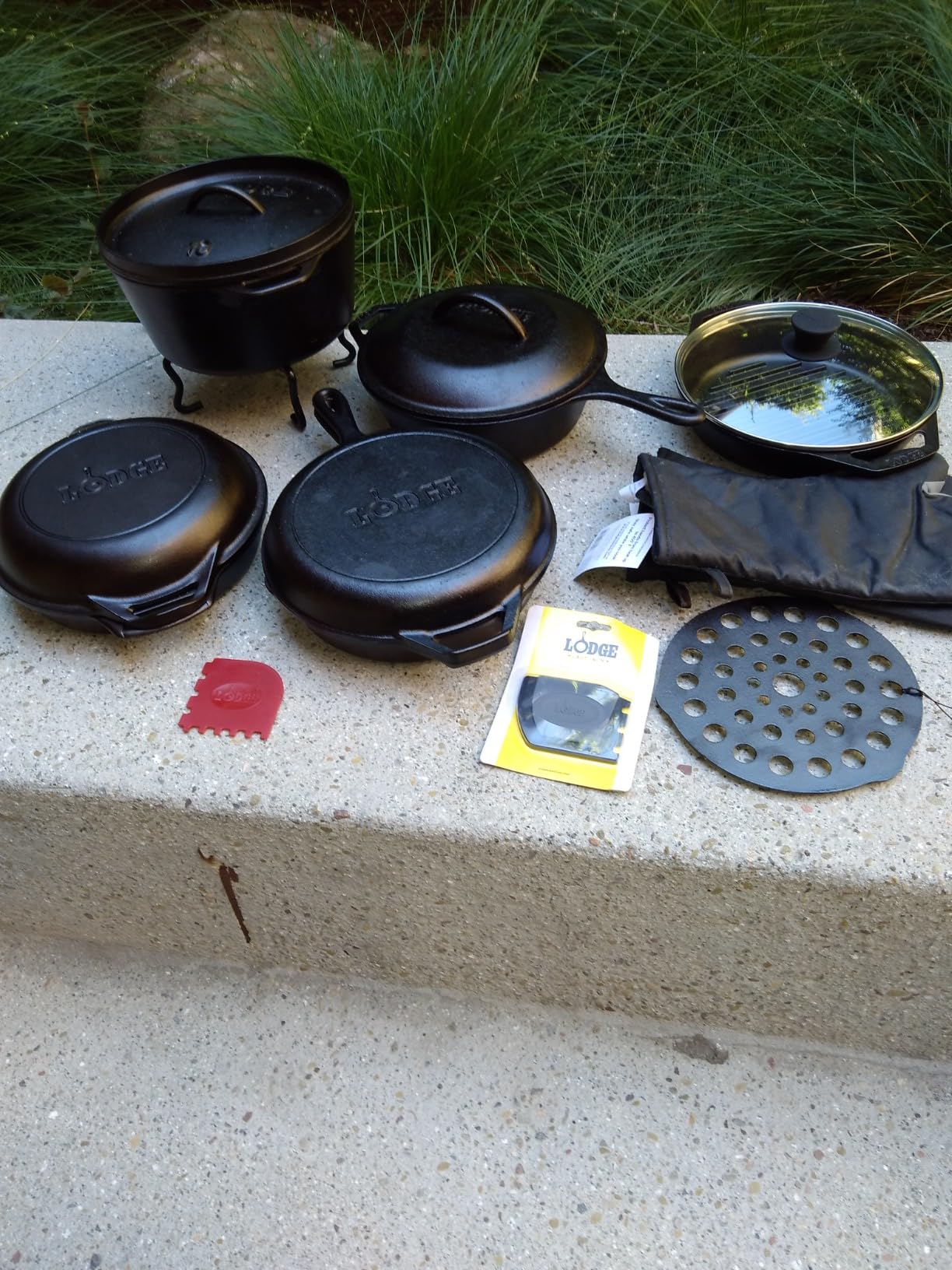 Lodge Cast Iron Combo Cooker - PFAS-Free 2-in-1 3.2 Quart Deep Pot and 10.25 Inch Skillet Set - Dutch Oven with Skillet Lid for Sourdough, Frying, and Camping - Made in the USA customer photo 1