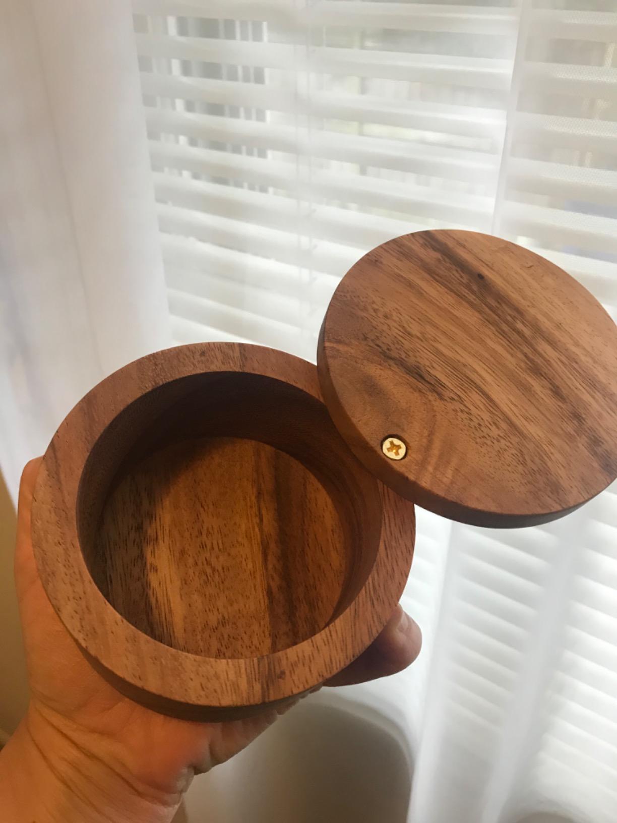 Ironwood Gourmet 28221 Appalachian Salt Cellar, Acacia Wood, 4 x 4 x 2.5 inches, Brown customer photo 1