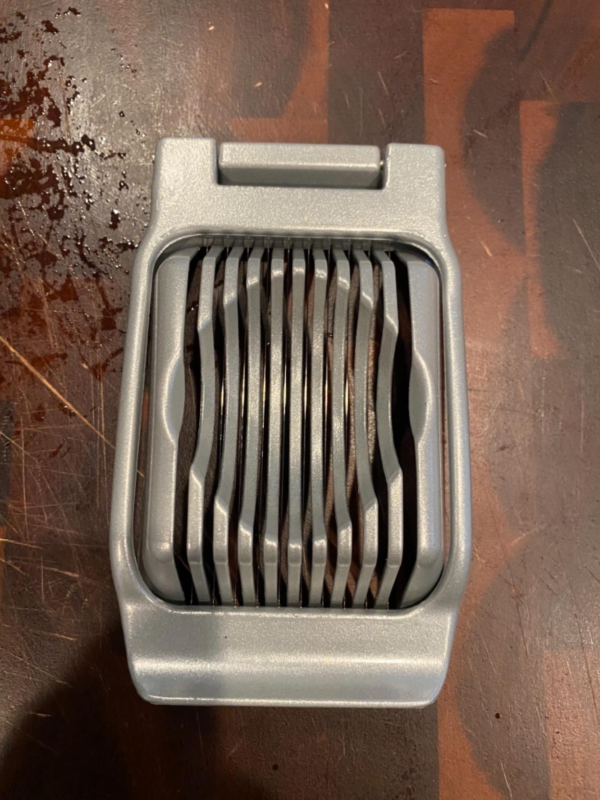 Westmark Germany Multipurpose Stainless Steel Wire Egg Slicer (Grey) customer photo 1