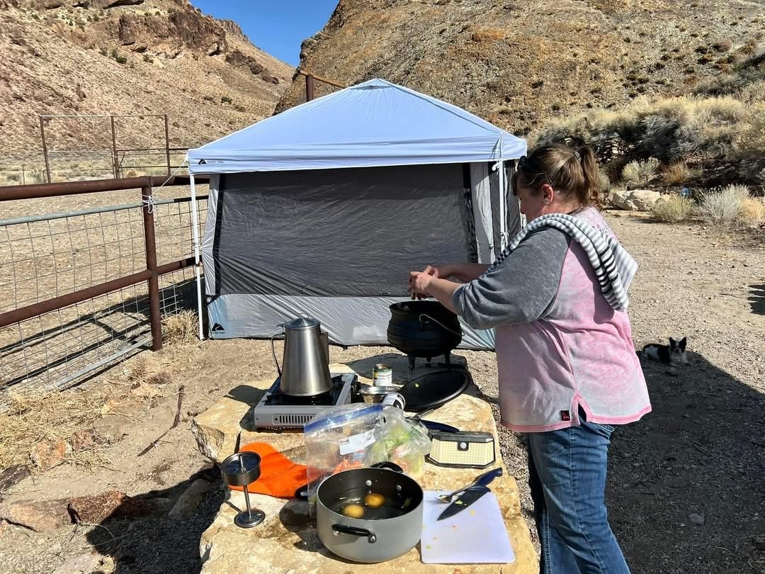 Camp Chef Dutch oven Tripod - 50