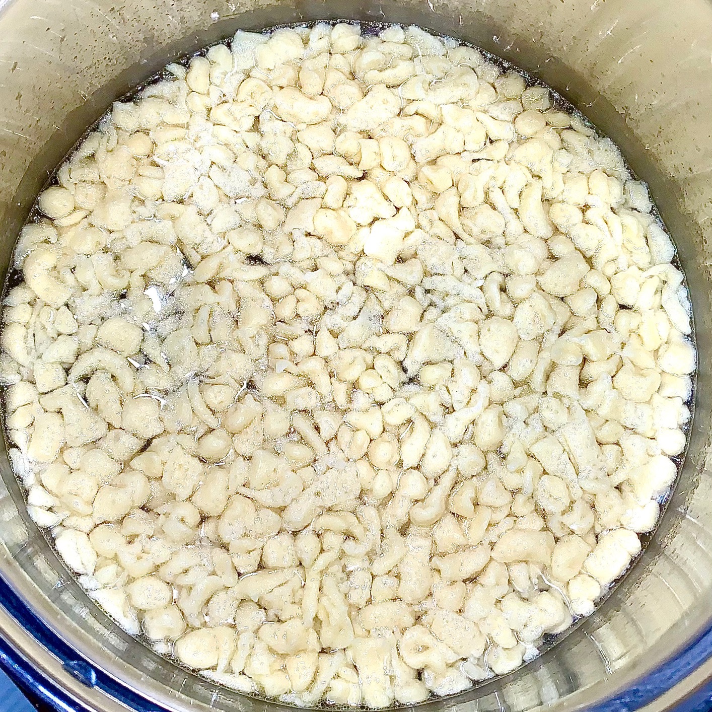 Küchenprofi Spaetzle Lid and Scraper, Stainless-Steel Dumpling Maker and Spaetzle Noodle Maker customer photo 1