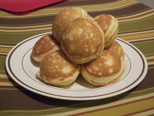 Norpro Nonstick Stuffed Pancake Pan, Munk/Aebleskiver/Ebelskiver 16.5 x 9 x 1.25 Black customer photo 1