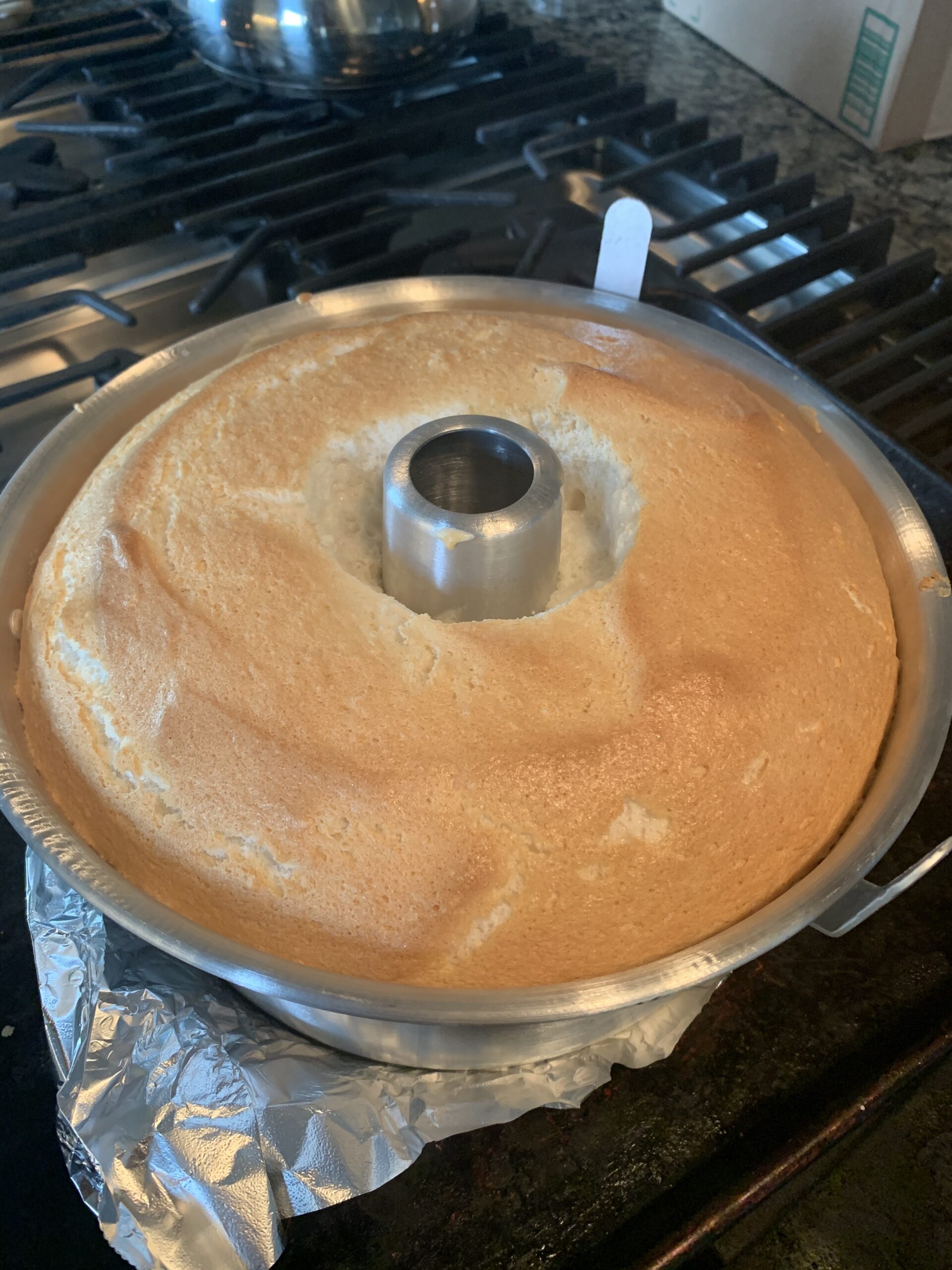 Fox Run Loose Bottom Angel Food Cake Pan, Aluminum, 10.75-Inch customer photo 2
