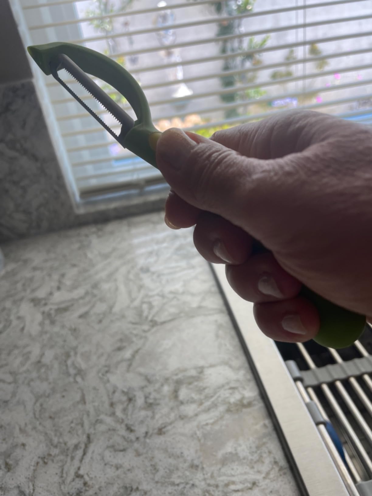 Kuhn Rikon Serrated Piranha Swivel Peeler 7.25