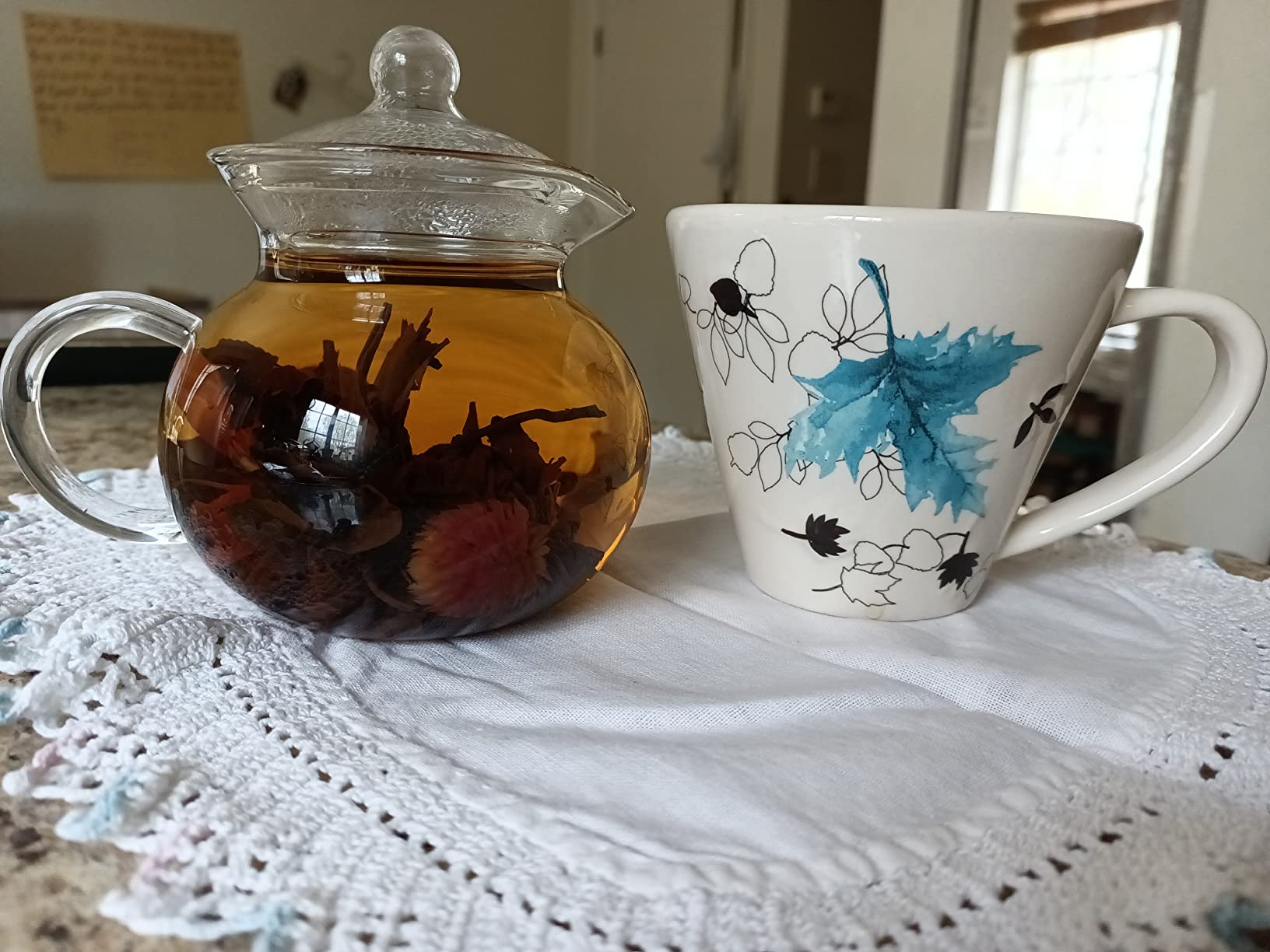 Numi Organic Tea Dancing Leaves Flowering Tea Gift Set, 5 Tea Blossoms with 16 Ounce Glass Teapot customer photo 1