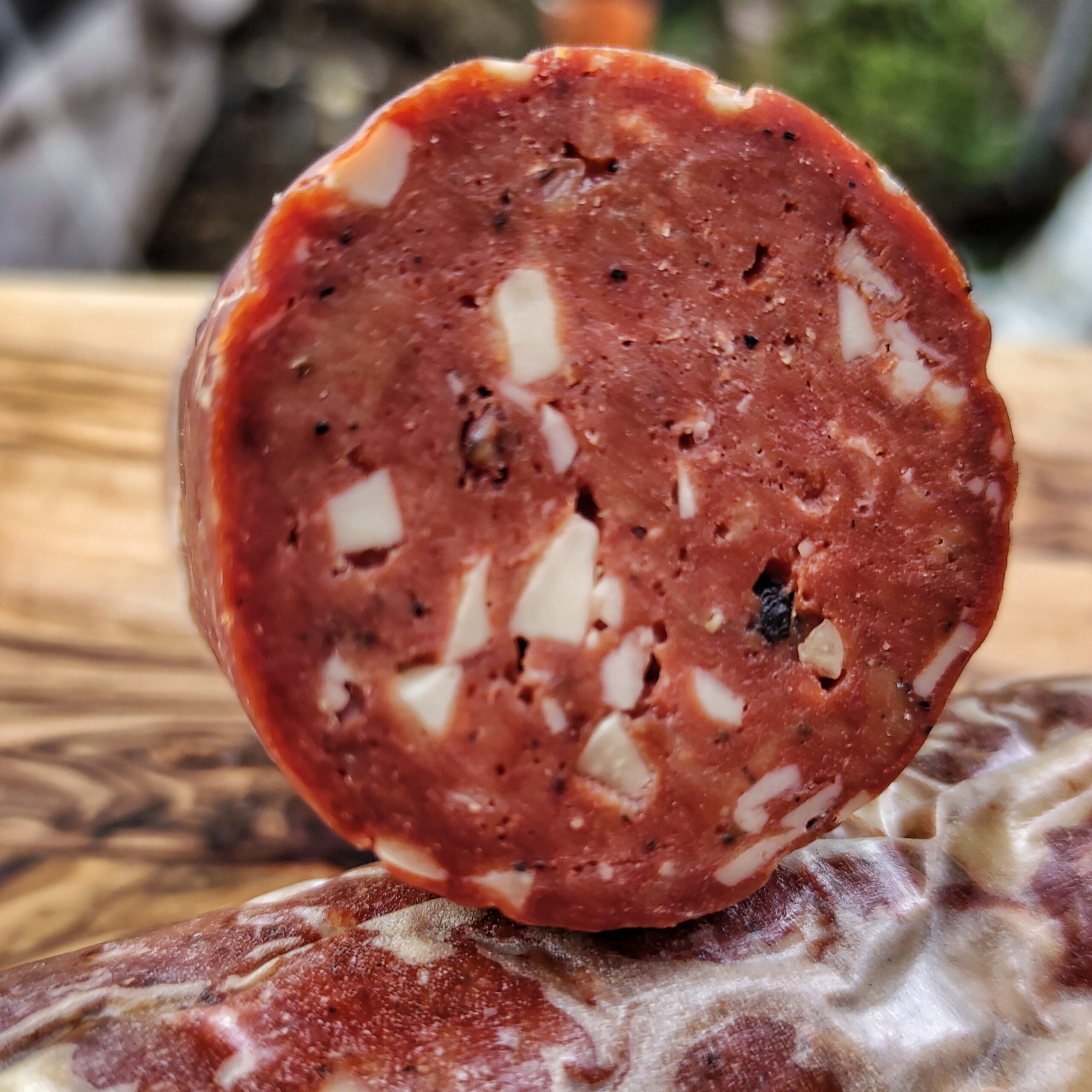 LEM Products Mahogany Fibrous Casings, 2 ½ Inches x 20 Inches, Non-Edible Sausage Casings, Stuffs Approximately 3 Pounds Per Casing, Great for Summer Sausage, Pepperoni, and Salami, 25 Count Pack customer photo 2