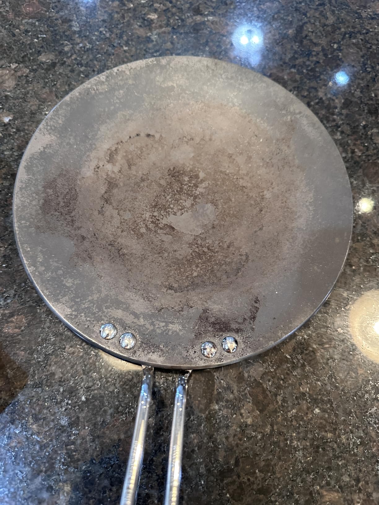 Hawkins Futura Hard Anodised Tava 26 cm, 4.88 mm customer photo 2