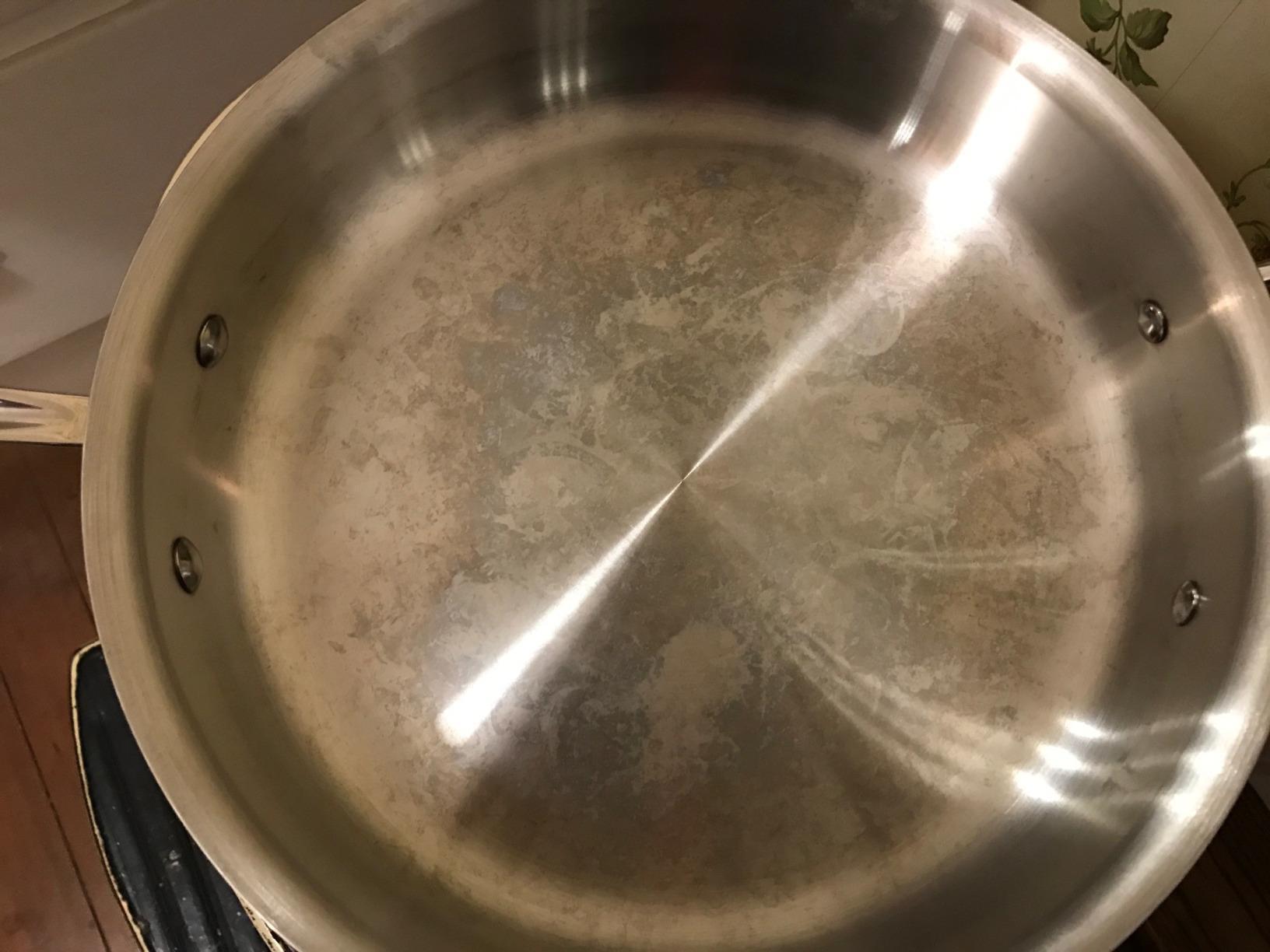 All-Clad D3 3-Ply Stainless Steel Sauté Pan with Lid & Handle 3 Quart, Induction, Oven Broiler Safe 600F, Multi-Cooktop, Deep Frying Pan, Everyday Pan, Skillet, Pots and Pans, Cookware, Kitchen Silver customer photo 1