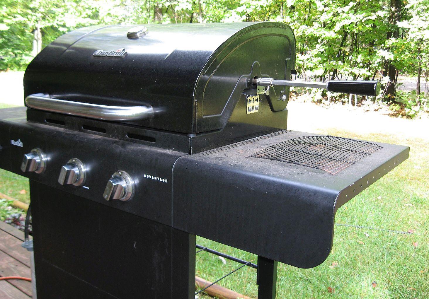 OneGrill Heavy Duty Chrome Steel Universal Grill Rotisserie Kit with 13 Watt 50 lb. Stainless Electric Motor - 45 Inch X 1/2 Inch Hexagon Spit Rod (Grills Up to 38 Inches Wide) customer photo 2