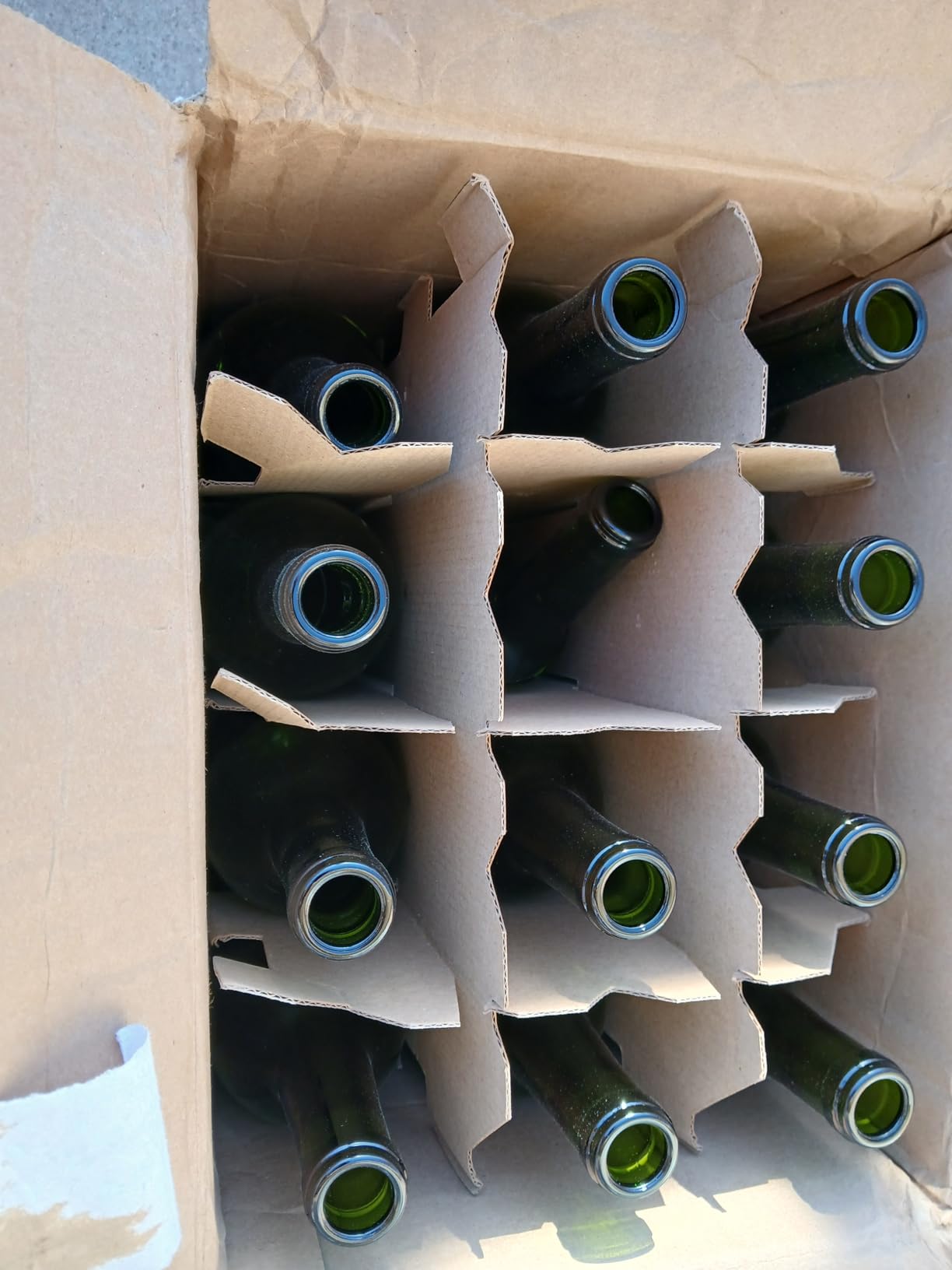 FastRack W5 750ml Green Wine Bottles (Pack of 12), Empty Bordeaux Liquor Bottles for Drinks, 12 per Case - NO CORKS INCLUDED customer photo 2