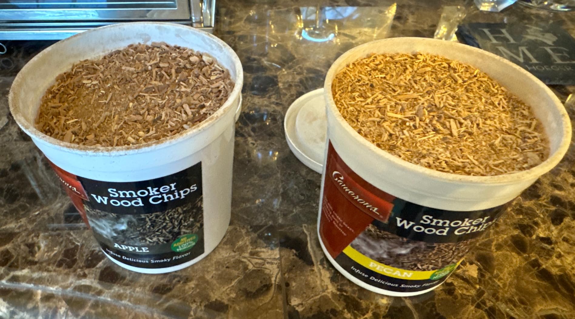 Camerons Natural Extra Fine BBQ Wood Chips- Variety 8 Pack, Apple, Cherry, Bourbon, Oak, Hickory, Maple, Pecan, Mesquite- Sawdust Shavings for Smoking Gun, Smokers, Smoke Boxes- Barbecue Xmas Gift Set customer photo 2