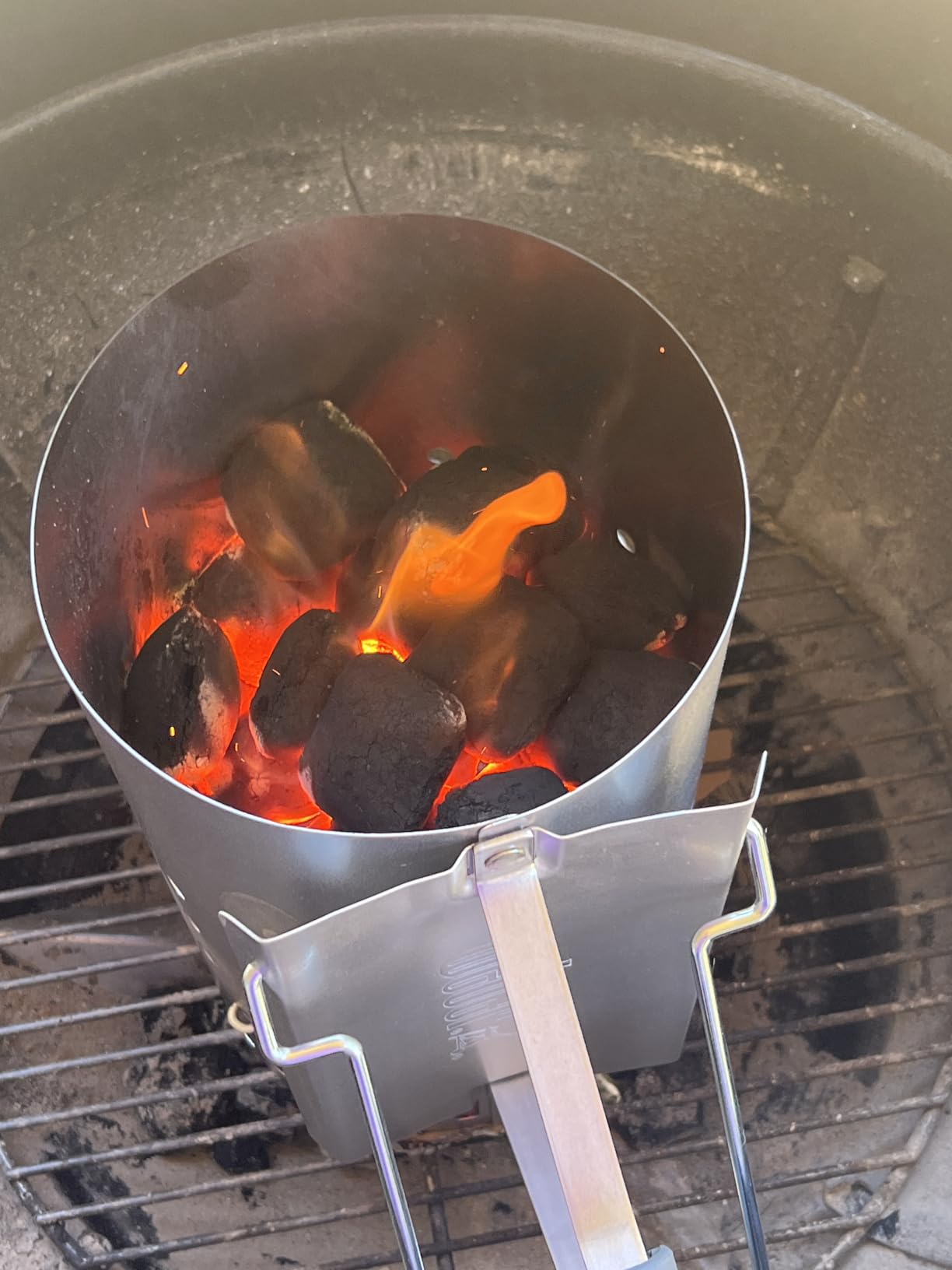 Weber Rapidfire Compact Chimney Starter - Charcoal Grill Accessory That Lights Coals in Under 15 Minutes, Ideal for Smaller Grills (Smokey Joe & Jumbo Joe) customer photo 2