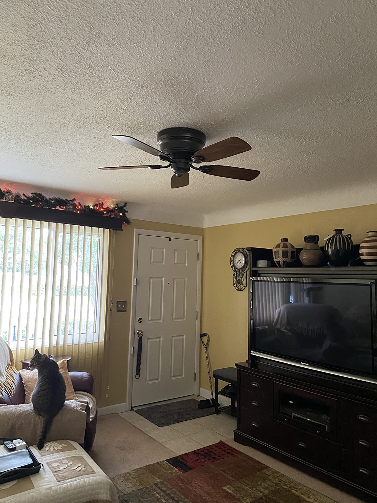 Hunter 42 inch Indoor Ceiling Fan No Light - White Ceiling Fan without Light, Low Profile Mount, 5 Blades, For Bedroom, Living Room, or Kitchen, Pull Chain - Low Profile IV 51059, Snow White customer photo 2