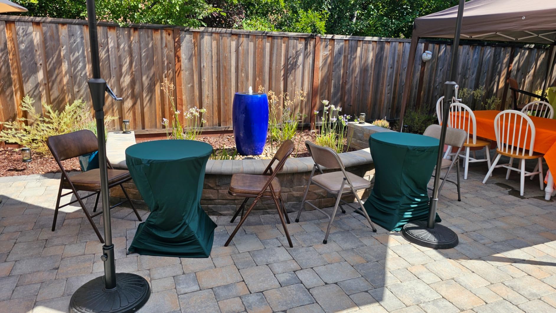 Flash Furniture 5' Round All-Occasion Plastic Folding Event Table for Parties and Trade Shows, Folding Banquet Table for Indoor/Outdoor Events, White customer photo 1