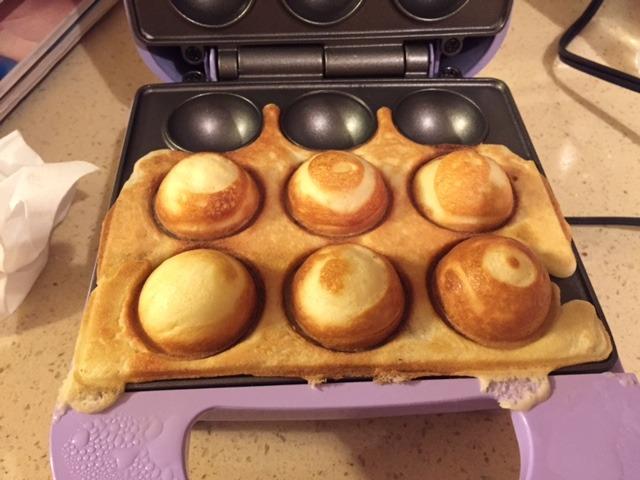 Babycakes Mini Cake Pop Maker by Select Brands - Easy-to-Use Machine - Recipes Included - Non-Stick Coating, Non-Skid Feet & Power Light - Makes 9 Cake Pops customer photo 2