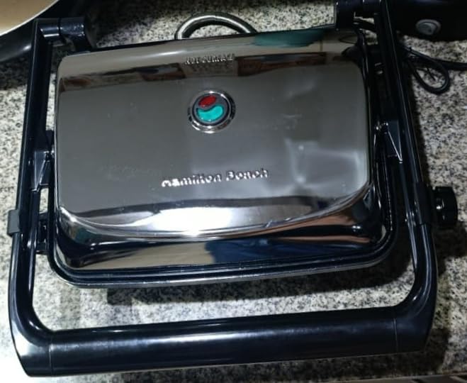 Hamilton Beach Panini Press Sandwich Maker & Electric Indoor Grill with Locking Lid, Opens Wide to Fit Any Thickness for Quesadillas, Burgers & More, Nonstick 8