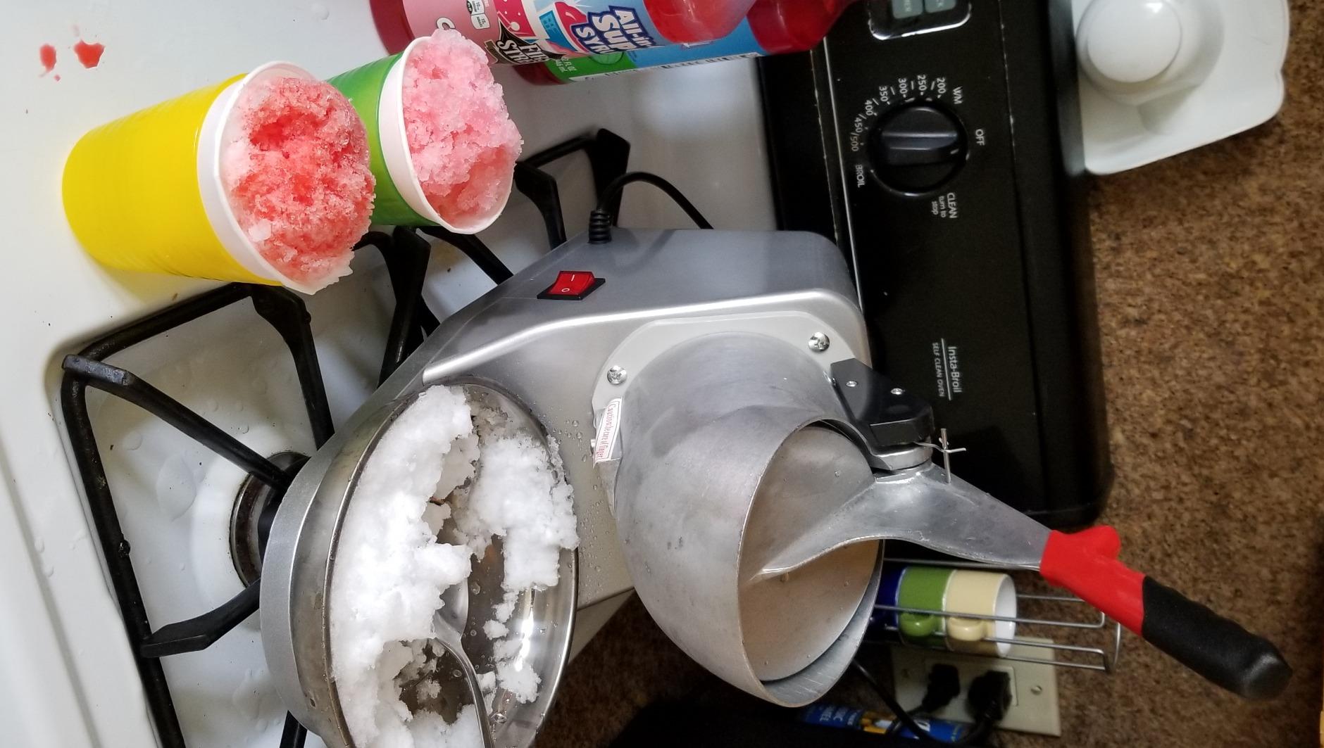 ZENY Ice Shaver Machine Electric Snow Cone Maker Stainless Steel Shaved Ice Machine 145lbs Per Hour customer photo 1