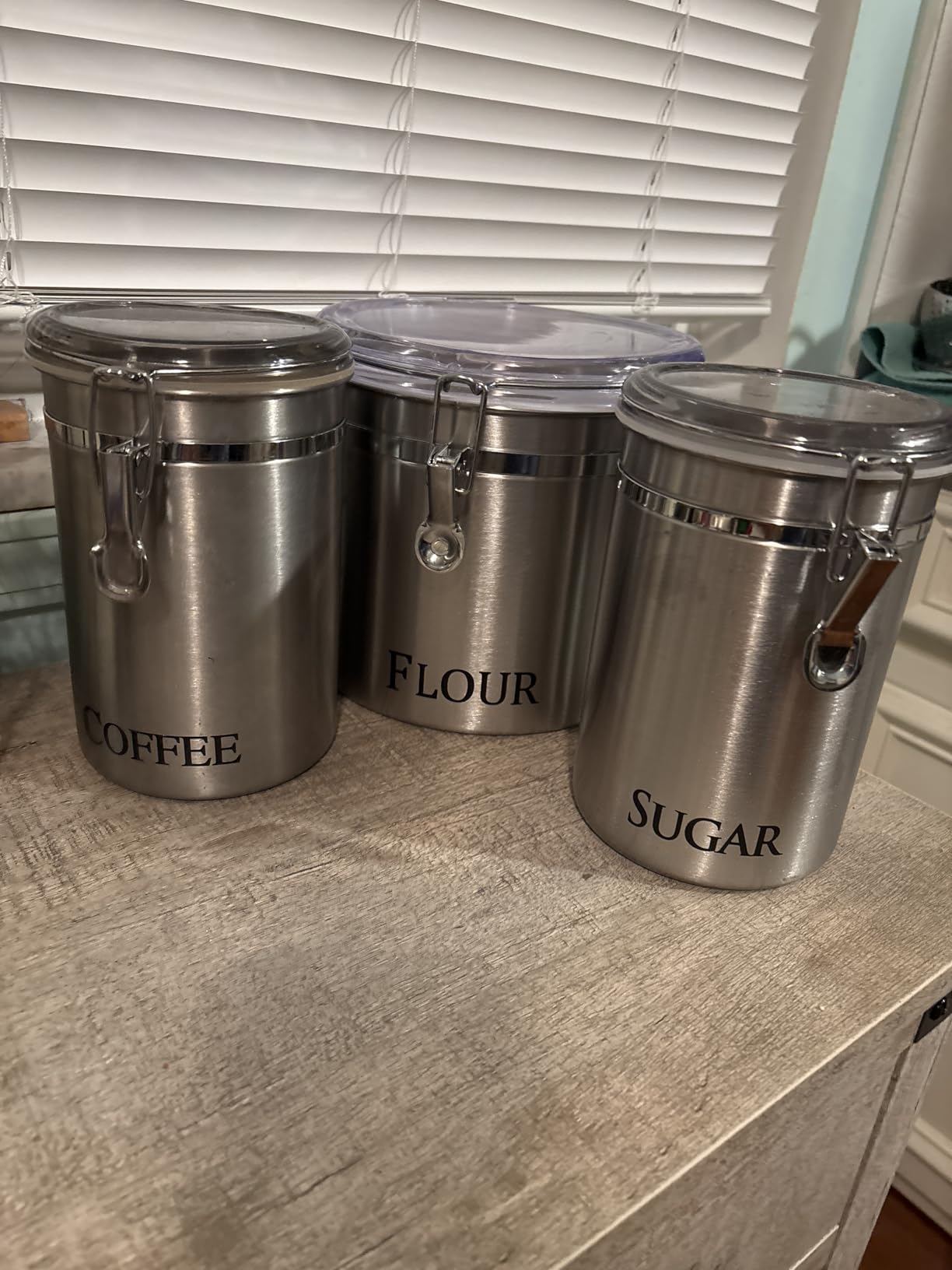 Oggi Stainless Steel Tea Canister 62 fl oz - Airtight Clamp Lid, Clear See-Thru Top - Ideal for Tea Bag, Loose Tea customer photo 1