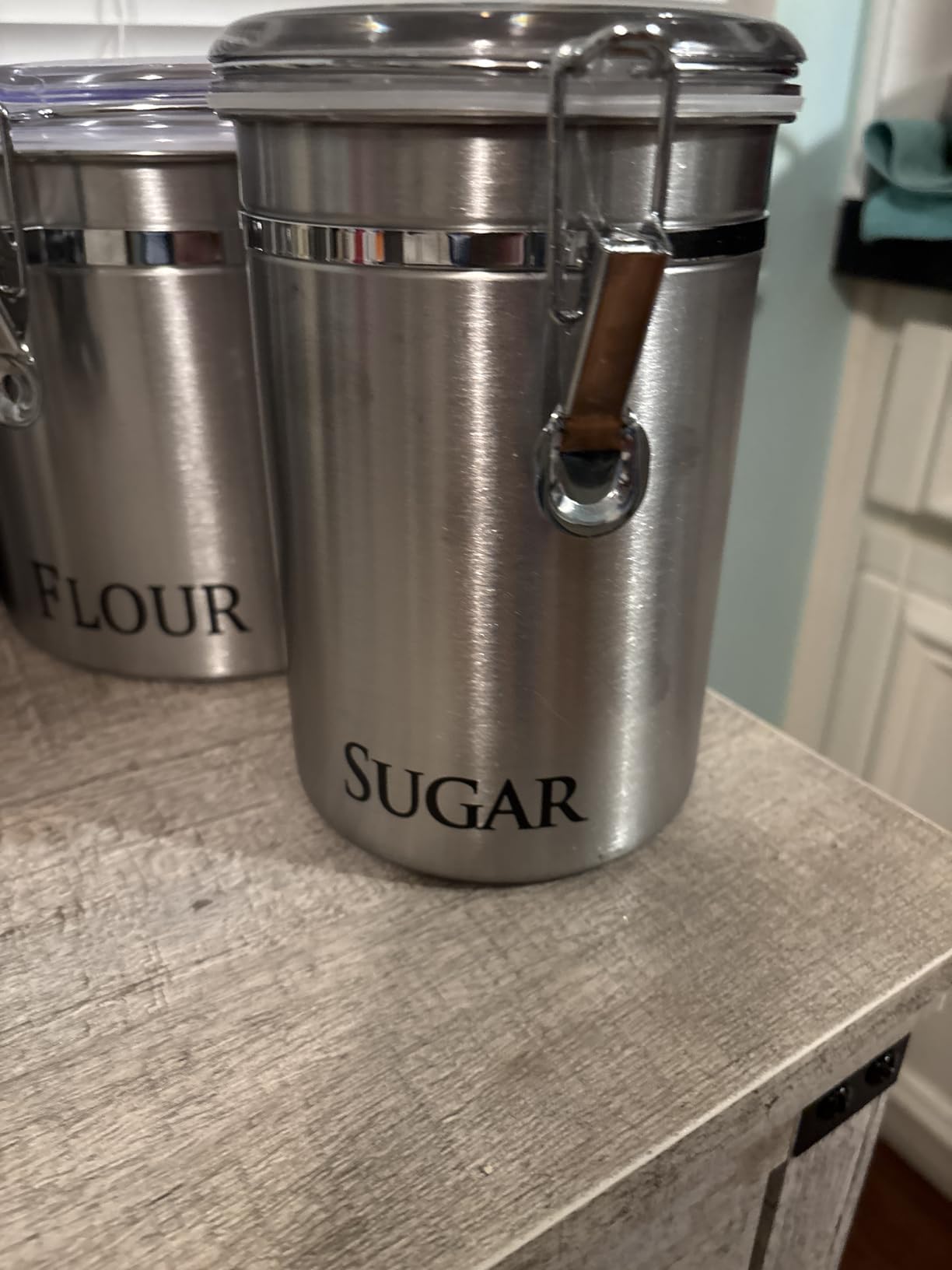 Oggi Stainless Steel Tea Canister 62 fl oz - Airtight Clamp Lid, Clear See-Thru Top - Ideal for Tea Bag, Loose Tea customer photo 2