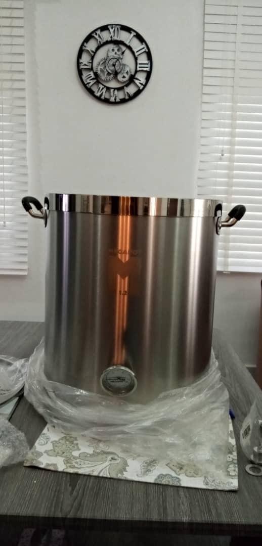 Northern Brewer - MegaPot Stainless Steel Brew Kettle with Volume Markings (8 Gallon w/Valve and Thermometer) customer photo 2