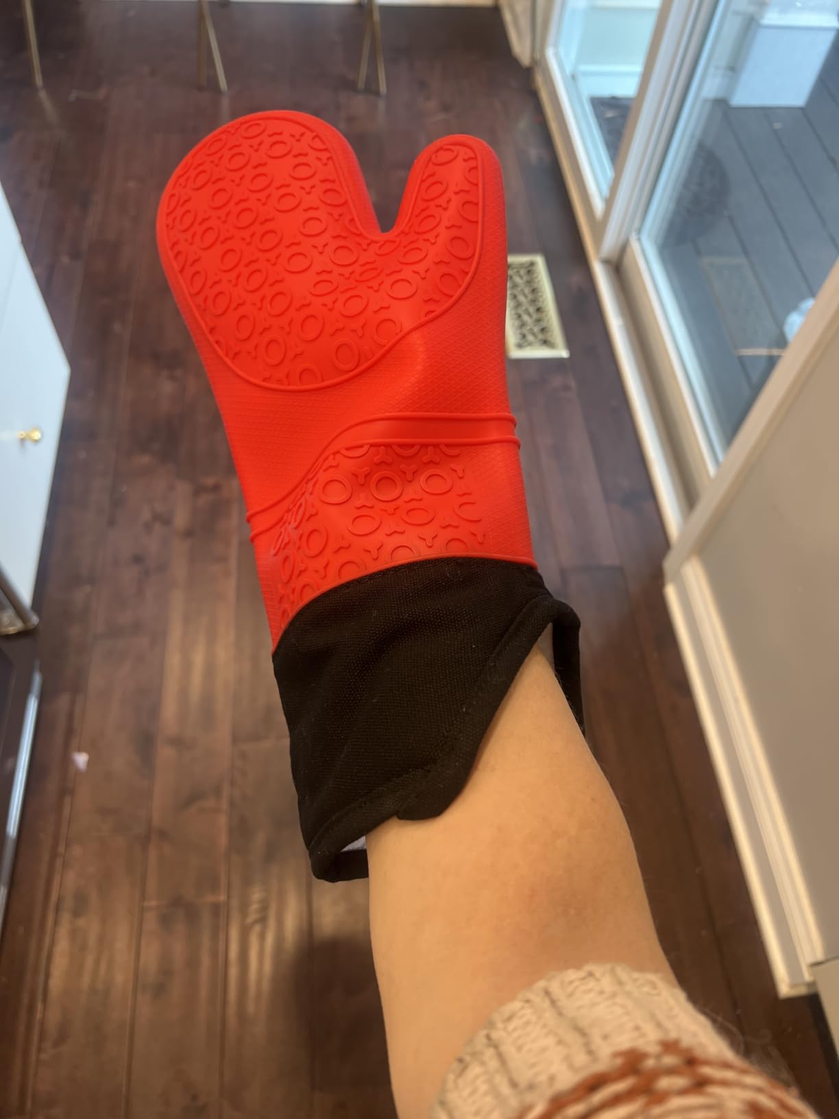 BPA-Free Soft Silicone Oven Mitts - Ultra Heat Resistant Oven Mitts with Thick Cotton Liner - Extra Long Slip Resistant Pot Holders, Flexible Oven Gloves customer photo 1