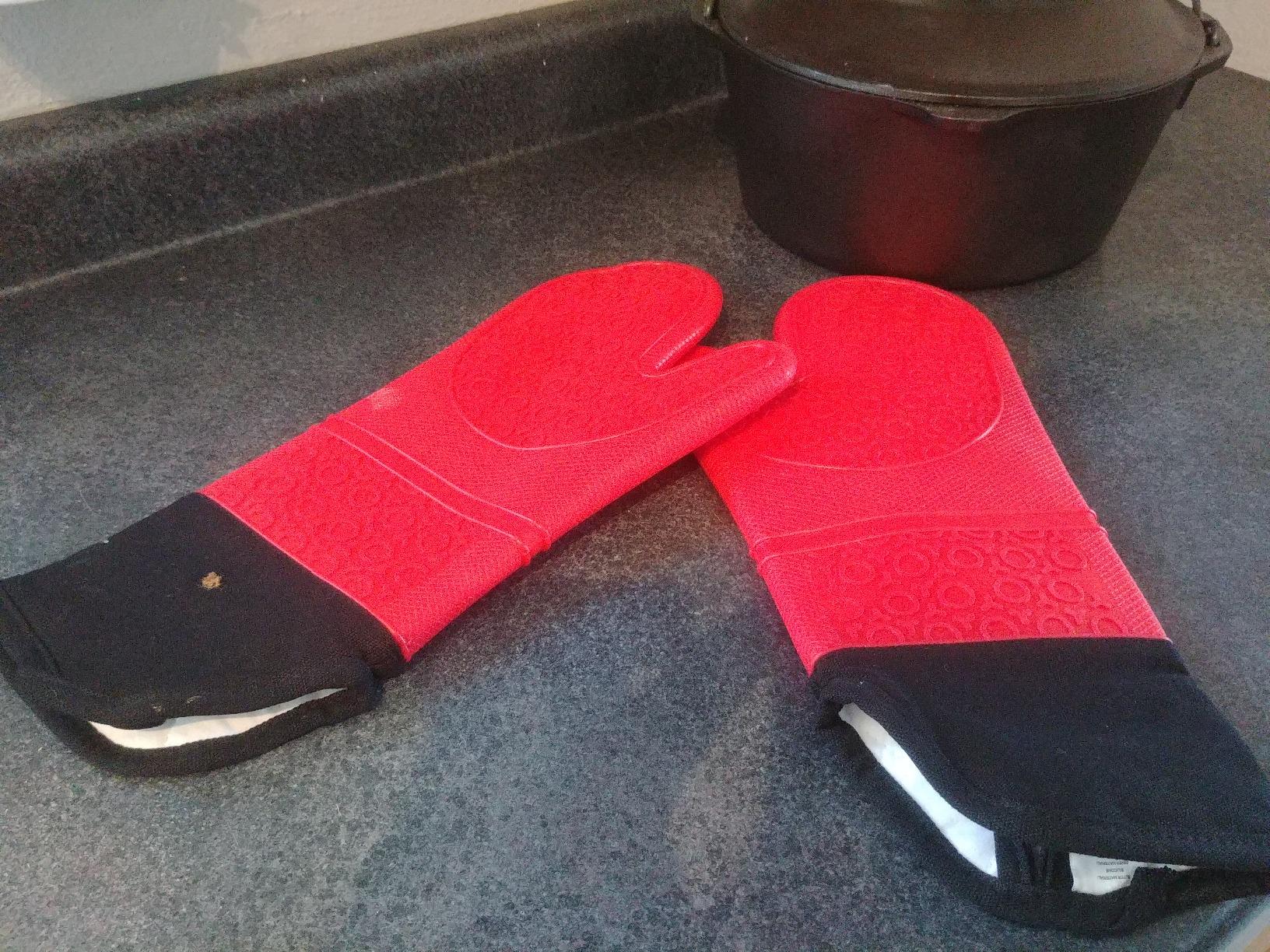 BPA-Free Soft Silicone Oven Mitts - Ultra Heat Resistant Oven Mitts with Thick Cotton Liner - Extra Long Slip Resistant Pot Holders, Flexible Oven Gloves customer photo 2