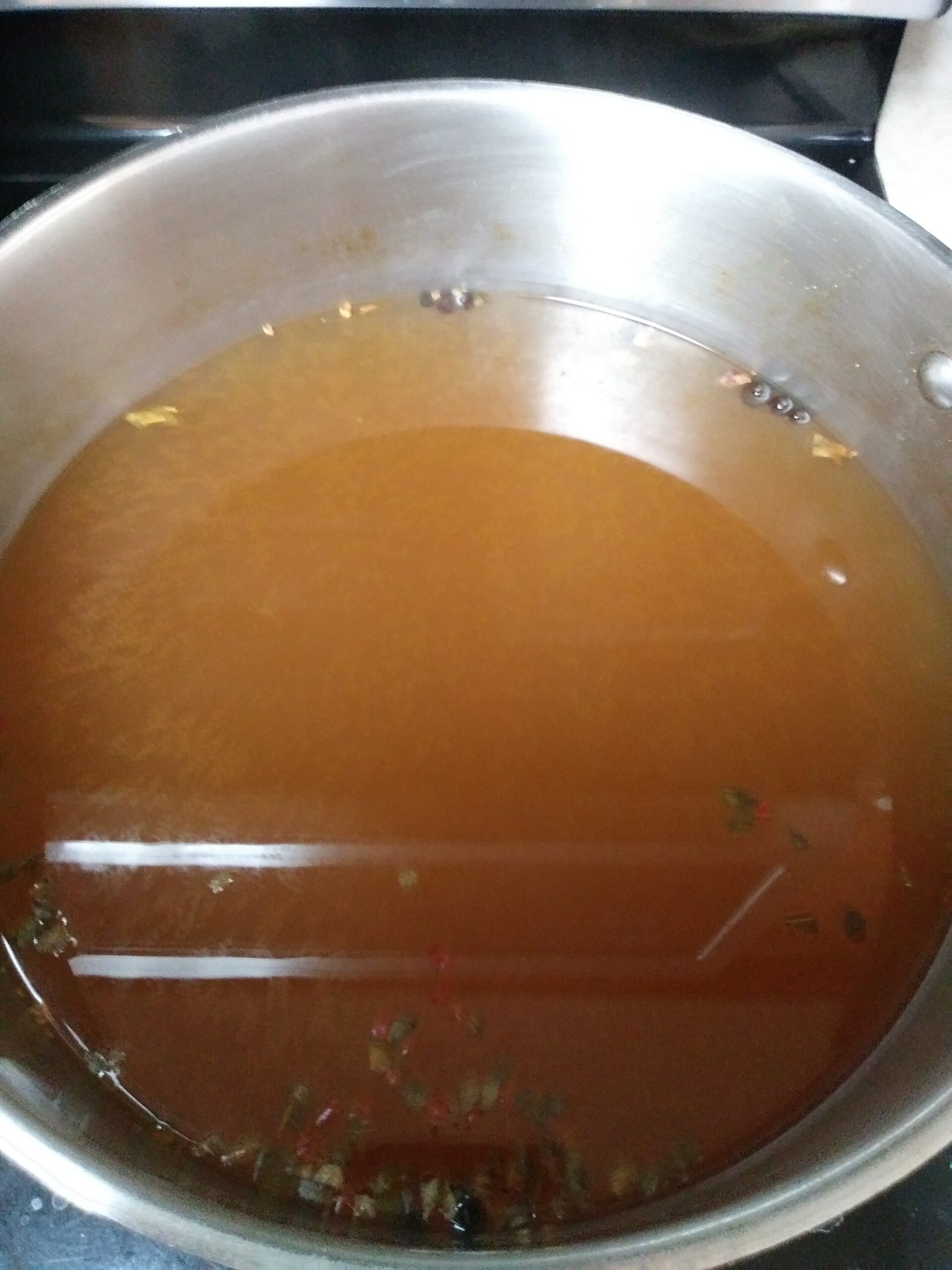 E-Jen Premium Kimchi, Sauerkraut Container Probiotic Fermentation with Inner Vacuum Lid Round (0.4 gal/ 1.5L) customer photo 1
