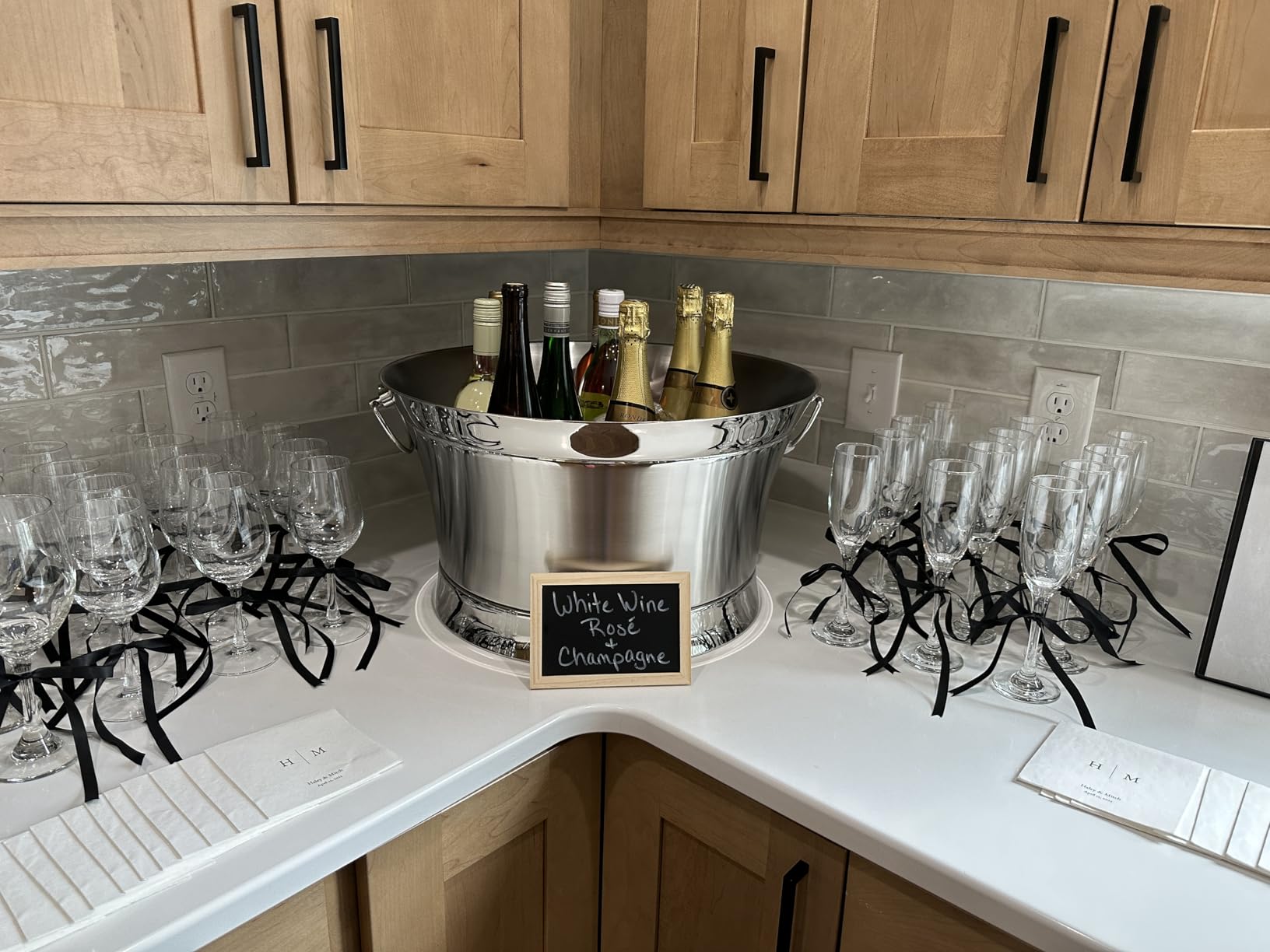 BIRDROCK HOME Double Wall Beverage Tub - Stainless Steel Ice Bucket, Metal Drink Cooler with Handles, for Parties & Events, Decorative Beverage Chiller - Large customer photo 1