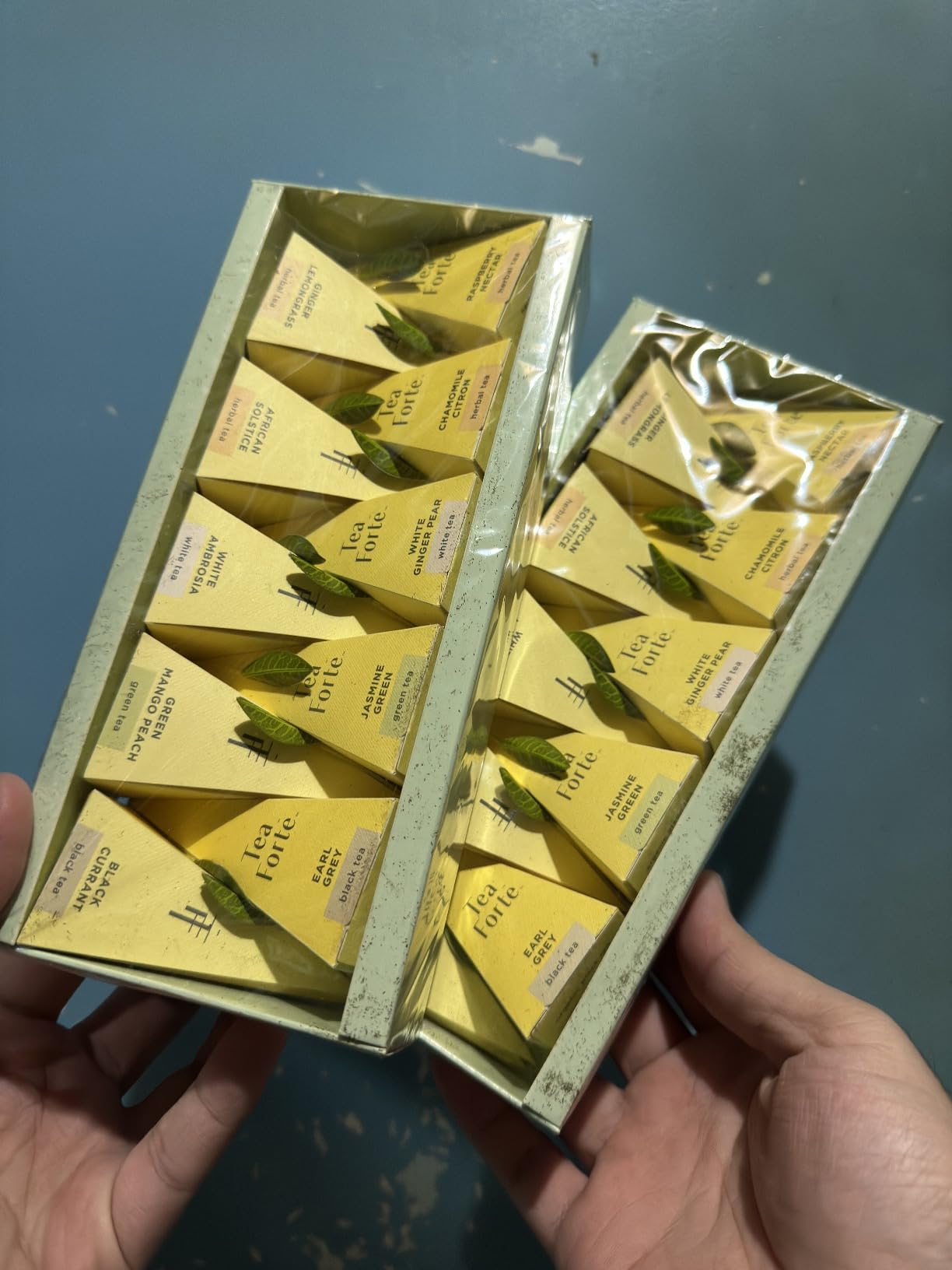 Tea Forte Premium Presentation Box Gift Set Sampler, 20 Count, Assorted Blends Individually Wrapped Handcrafted Pyramid Infuser Bags, Assorted Classic Tea customer photo 1