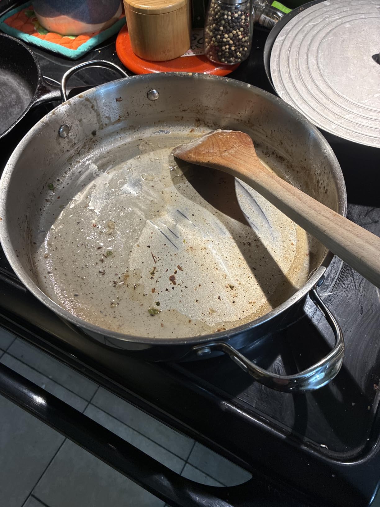 Cooks Standard Multi-Ply Clad Stainless Steel Saute Pan 10.5 Inch, 4 Quart Deep Frying Pan Skillet with Lid, Induction Cookware, Stay-Cool Handle customer photo 1