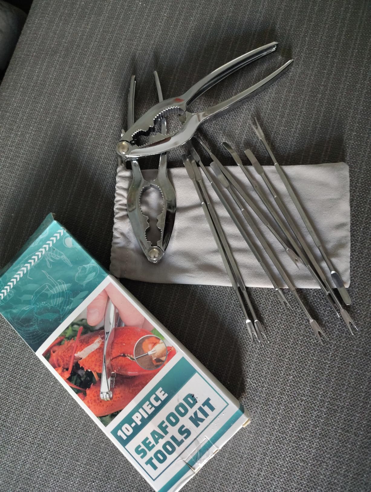 Hiware Lobster Crackers and Picks Set, 10-Piece Crab Leg Cracker Tools - Stainless Steel Seafood Crackers & Forks Nut Cracker Set - Dishwasher Safe customer photo 1