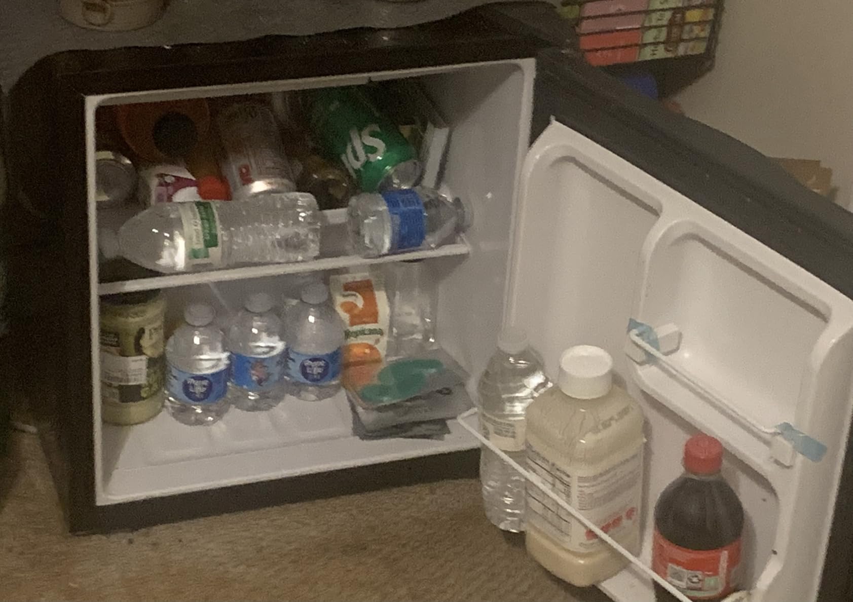 BLACK+DECKER 2.5 Cu. Ft. Compact Refrigerator, ENERGY STAR Certified, Single Door Mini Fridge with Chiller Compartment, Personal Fridge for Home or Dorm Room, Stainless Look customer photo 2