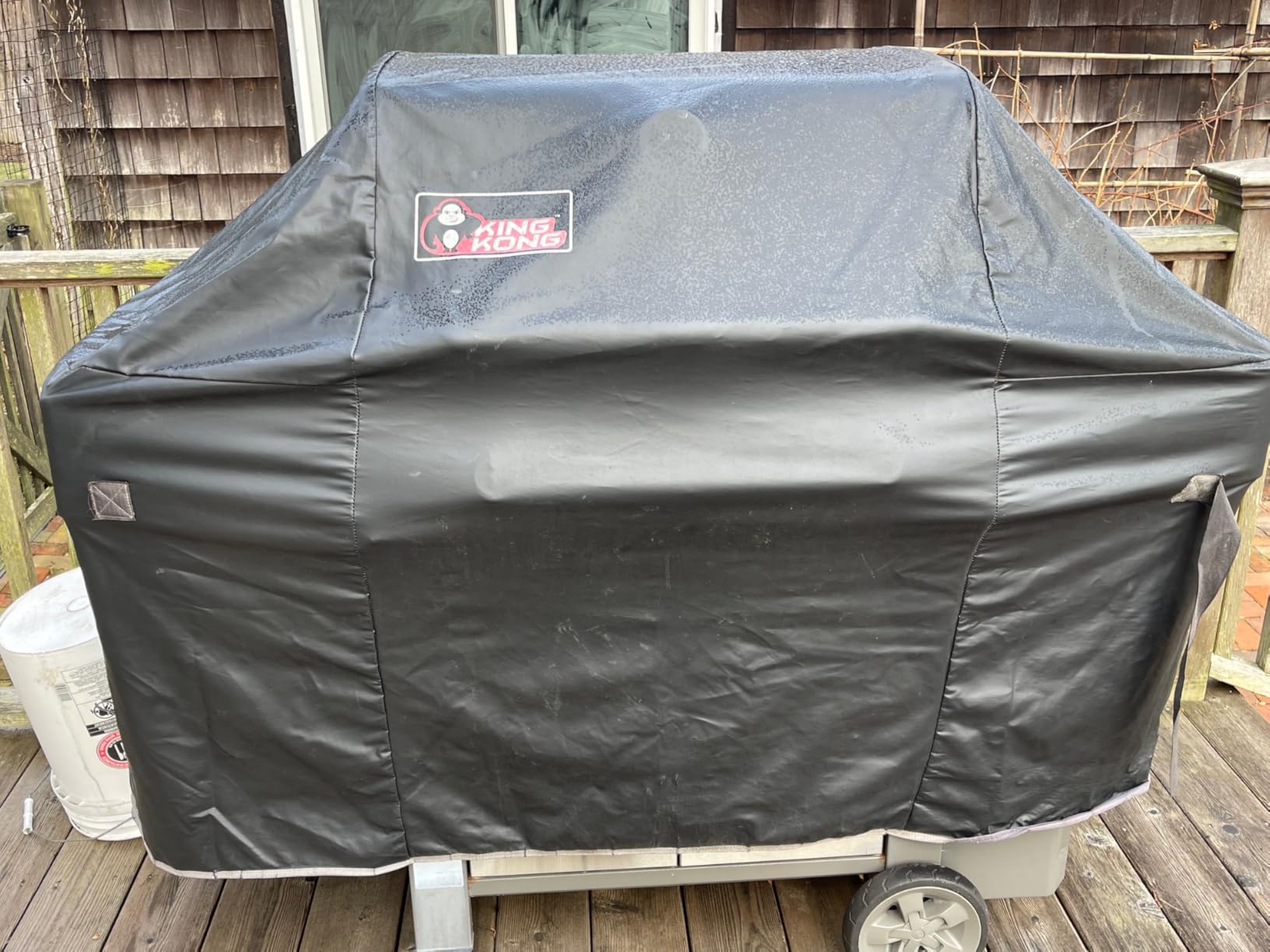 Kingkong Gas Grill Cover | Fits Weber Genesis E & S Series, Char-Broil 4 Burner | Includes Grill Brush, Tongs & Thermometer customer photo 1