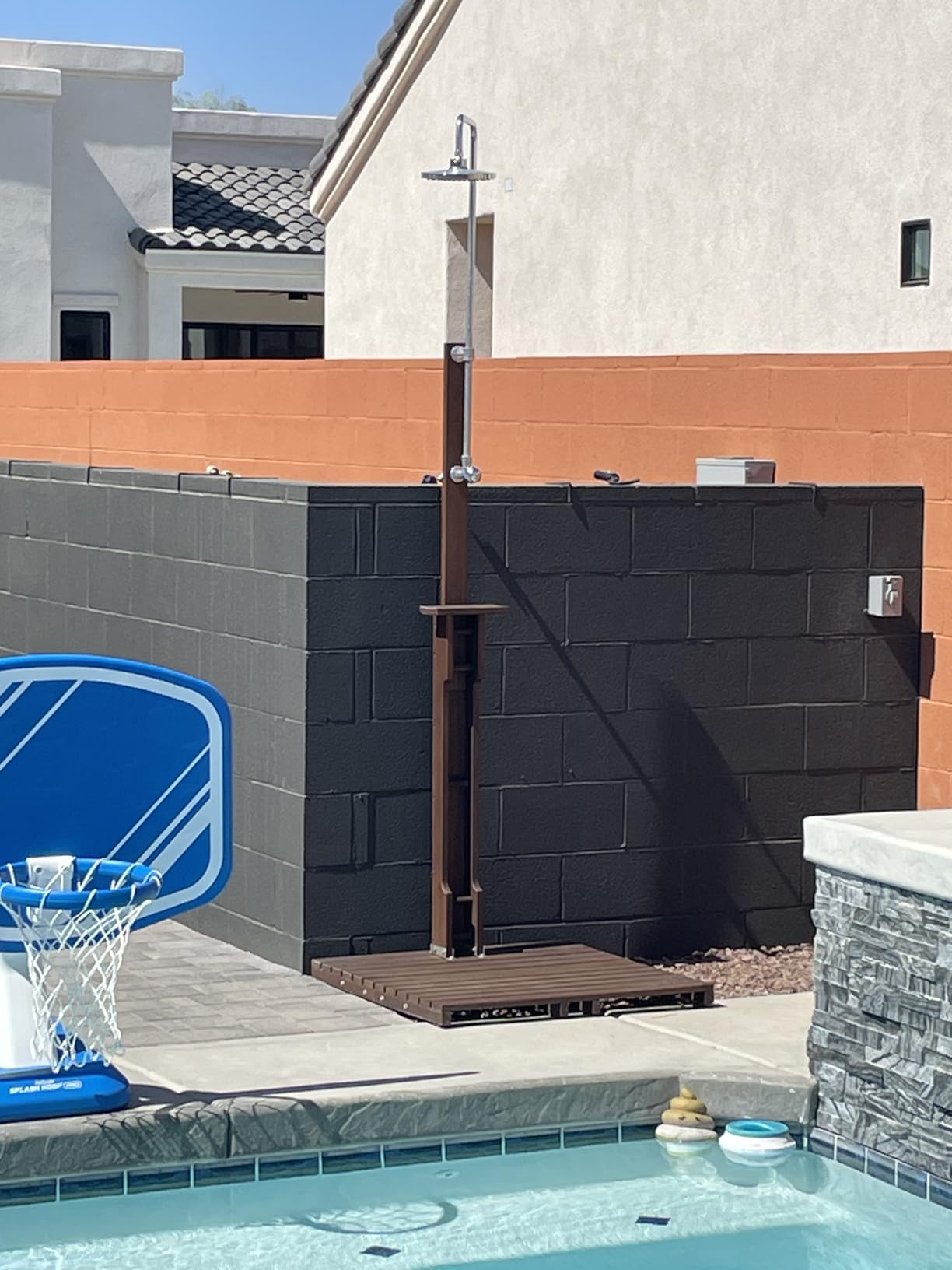 SEI Furniture Rain-Style Outdoor Shower, Oiled Eucalyptus - Natural customer photo 2