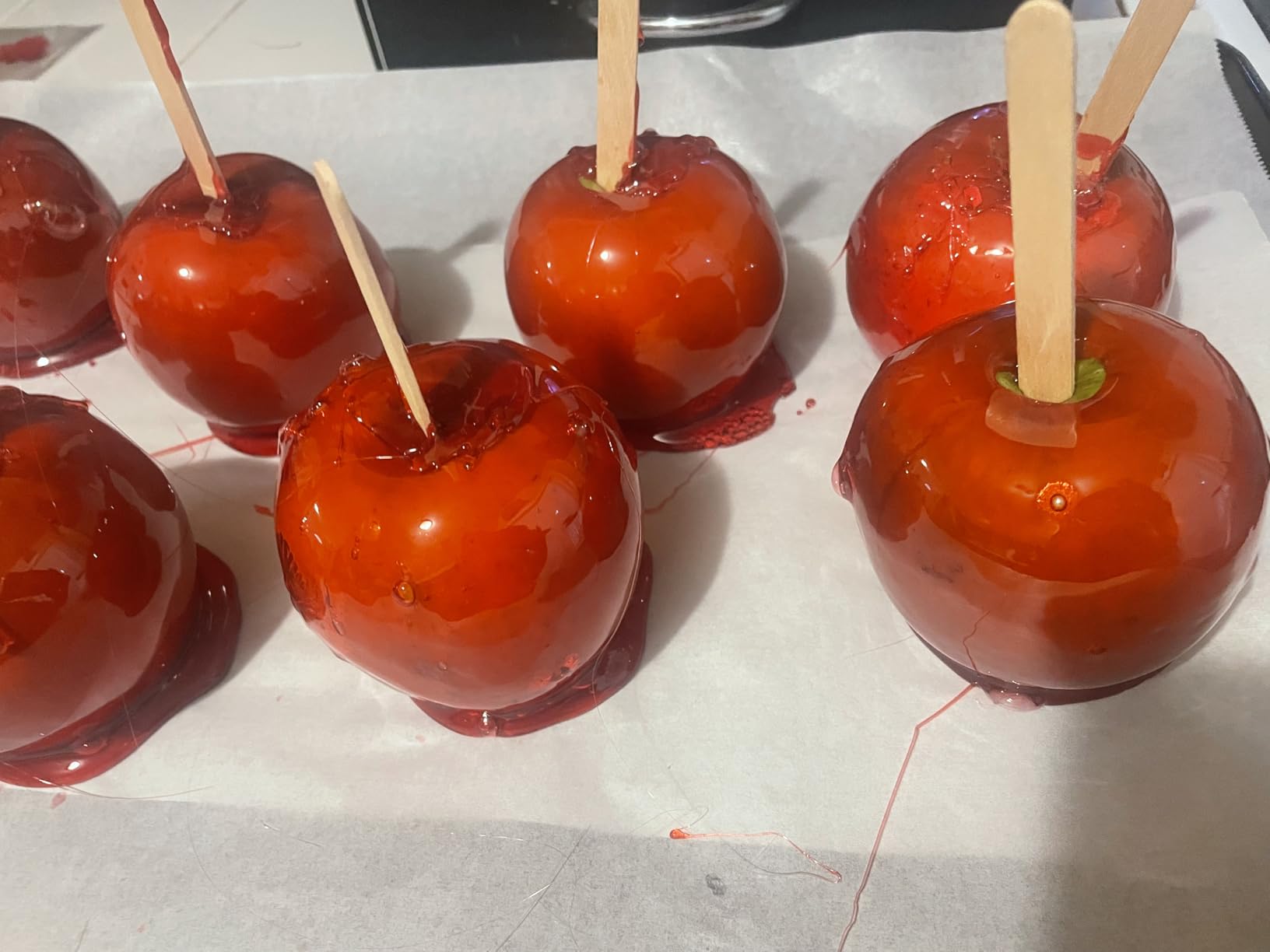 CONCORD CANDY & CARAMEL APPLE KITS (Makes 20 candy apples) customer photo 1