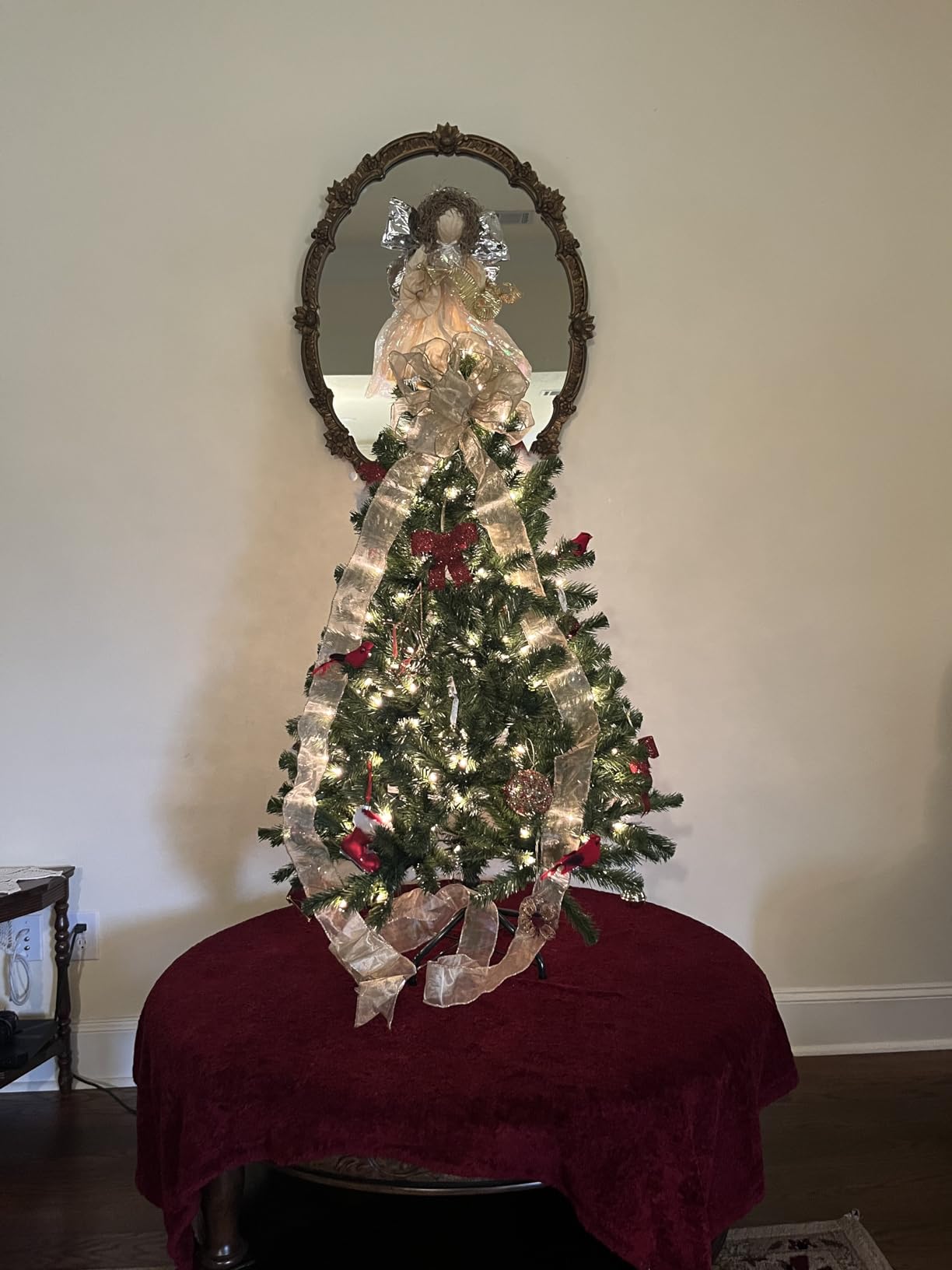 National Tree Company 7 ft Pre-Lit North Valley Spruce Artificial Christmas Tree, 500 Clear Lights, 1,096 Tips, Includes Stand, Green customer photo 2