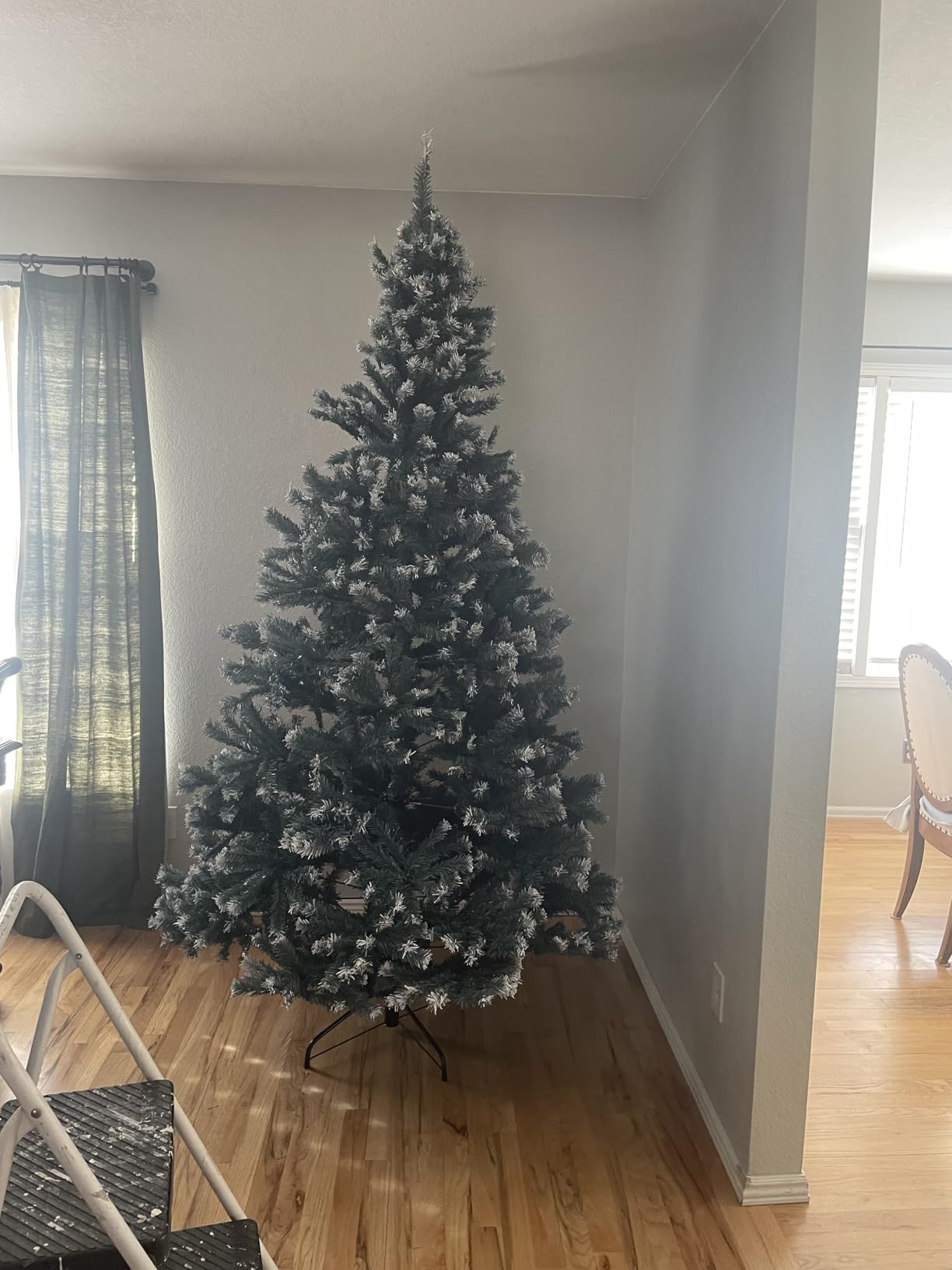 Best Choice Products Artificial Christmas Tree, 7.5ft Premium Unlit Realistic Spruce Holiday Décor w/Dense Branches, Easy Assembly, Metal Base customer photo 2