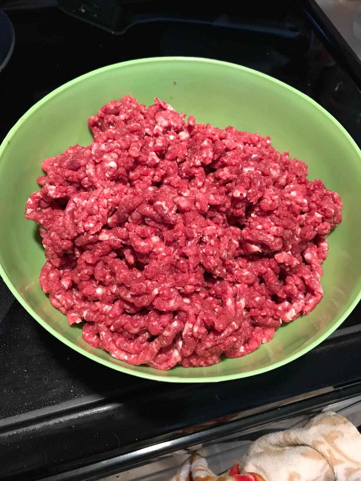 Gourmia Electric Meat Grinder - 500W Commercial Grade Meat Processor with Sausage Stuffer, 3 Stainless Steel Grind Plates Fine to Coarse, Stainless Steel customer photo 2