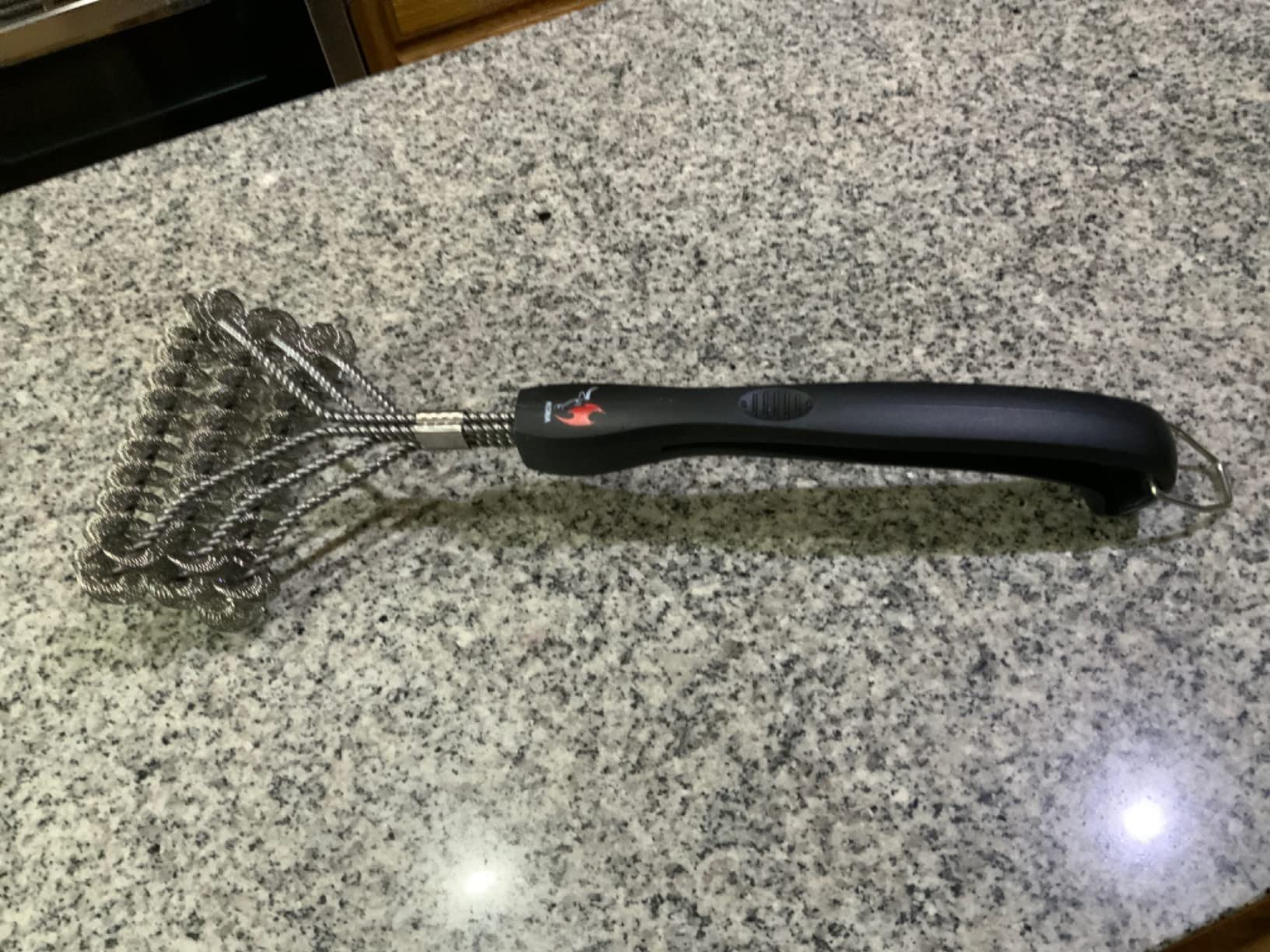 Kona Safe/Clean Grill Brush - Bristle Free BBQ Grill Brush for Outdoor Grill- 100% Rust Resistant Stainless Steel Barbecue Grill Cleaner - Safe for Porcelain, Ceramic, Steel, Cast Iron, Grilling Gift customer photo 2