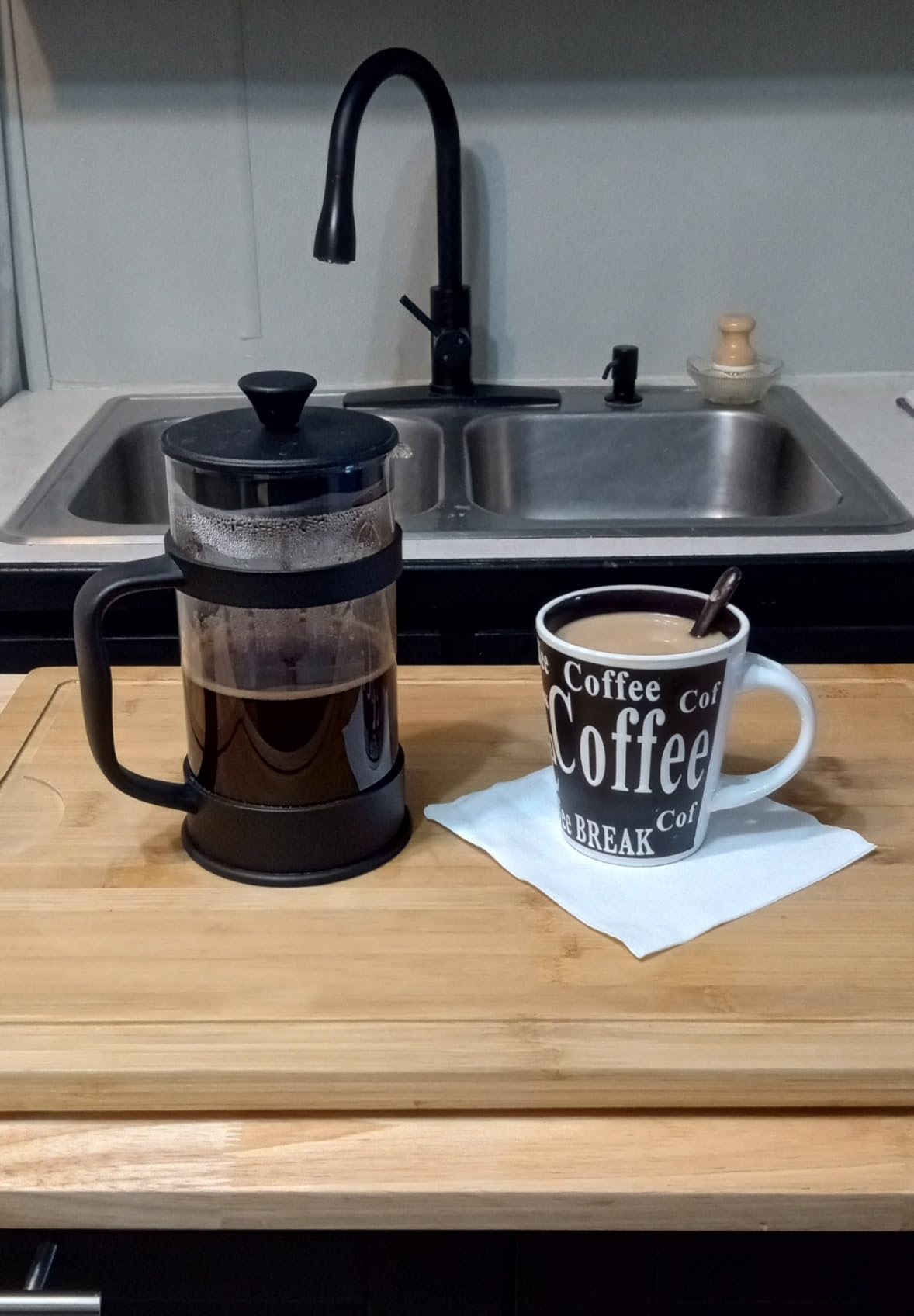 Utopia Kitchen Borosilicate Glass French Press Coffee Maker 34 Oz, Heat-Resistant Cafetiere & Tea Maker, Thickened Glass Coffee Press for Travel and Camping, Black customer photo 2
