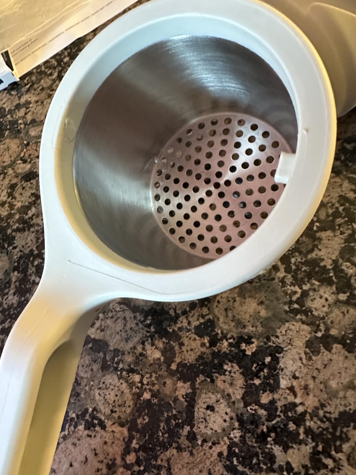 Joseph Joseph Helix Potato Ricer Masher Ergonomic Twist-Action Hand Manual Stainless Steel customer photo 2